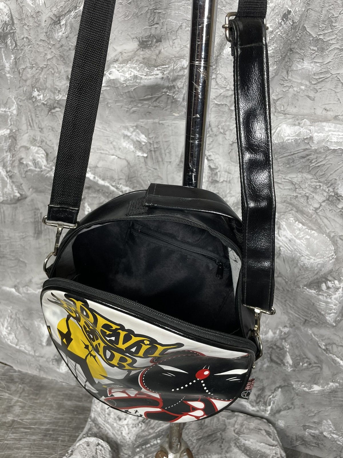 Hysteric Glamour × Japanese Brand Devil Bear Y2K Punk Shoulder Bag Hysteric Glamour Style Size ONE SIZE - 10 Thumbnail