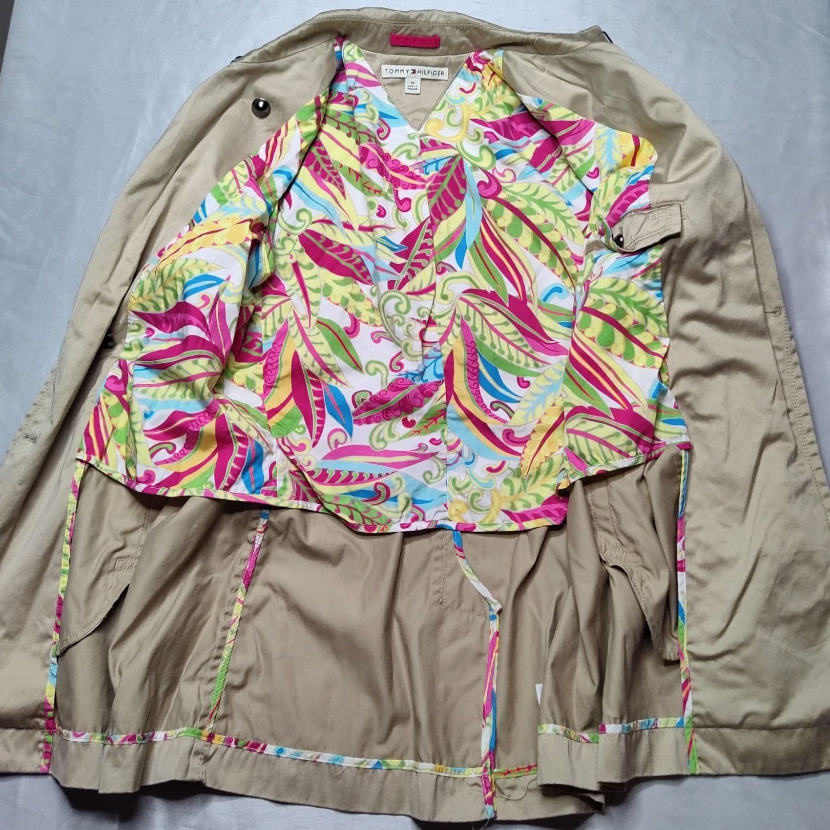 Tommy Hilfiger VINTAGE Tommy Hilfiger Women Medium Khaki Cotton Trench Coat Double Breasted Size M / US 6-8 / IT 42-44 - 2 Thumbnail