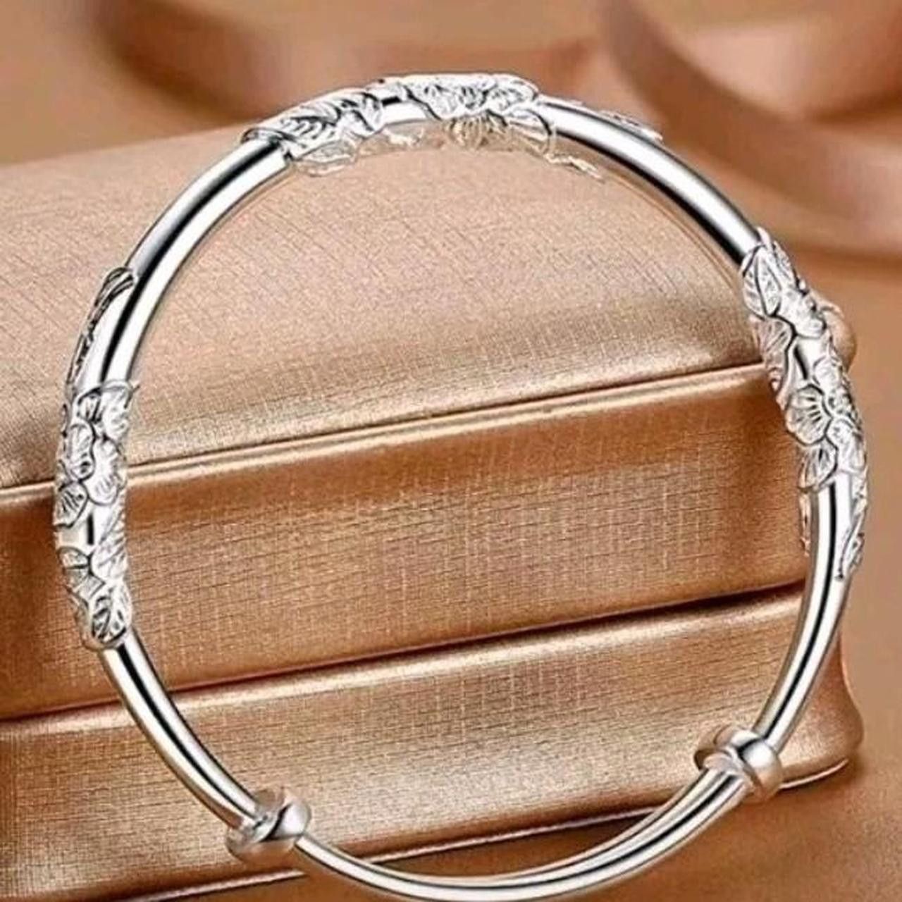 Other Silver adjustable bangle bracelet Size ONE SIZE - 2 Thumbnail