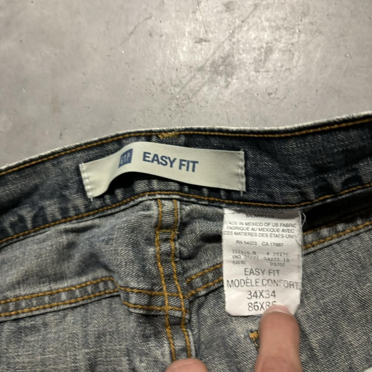 Gap × Vintage Crazy Vintage 90s Grunge Dark Wash Gap Skater Denim Jeans! Size US 34 / EU 50 - 8 Thumbnail