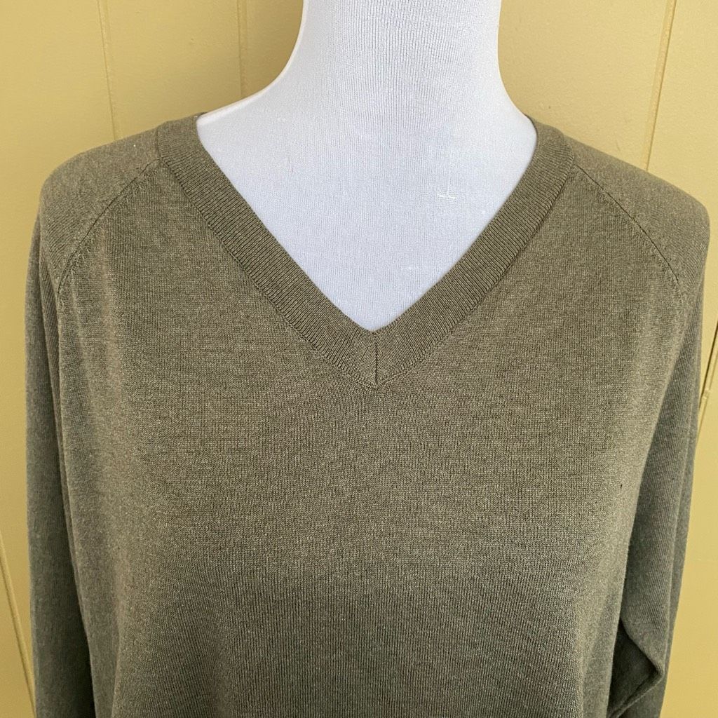Other Survival women L V-cut Longsleeve sweater w/side slits olive Size L / US 10 / IT 46 - 2 Thumbnail