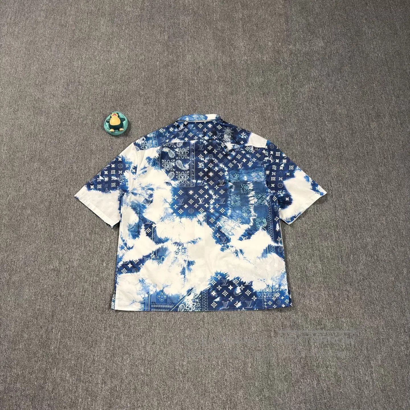 Louis Vuitton LV Blue Floral Print Short-Sleeve Shirt. Size US XL / EU 56 / 4 - 2 Thumbnail