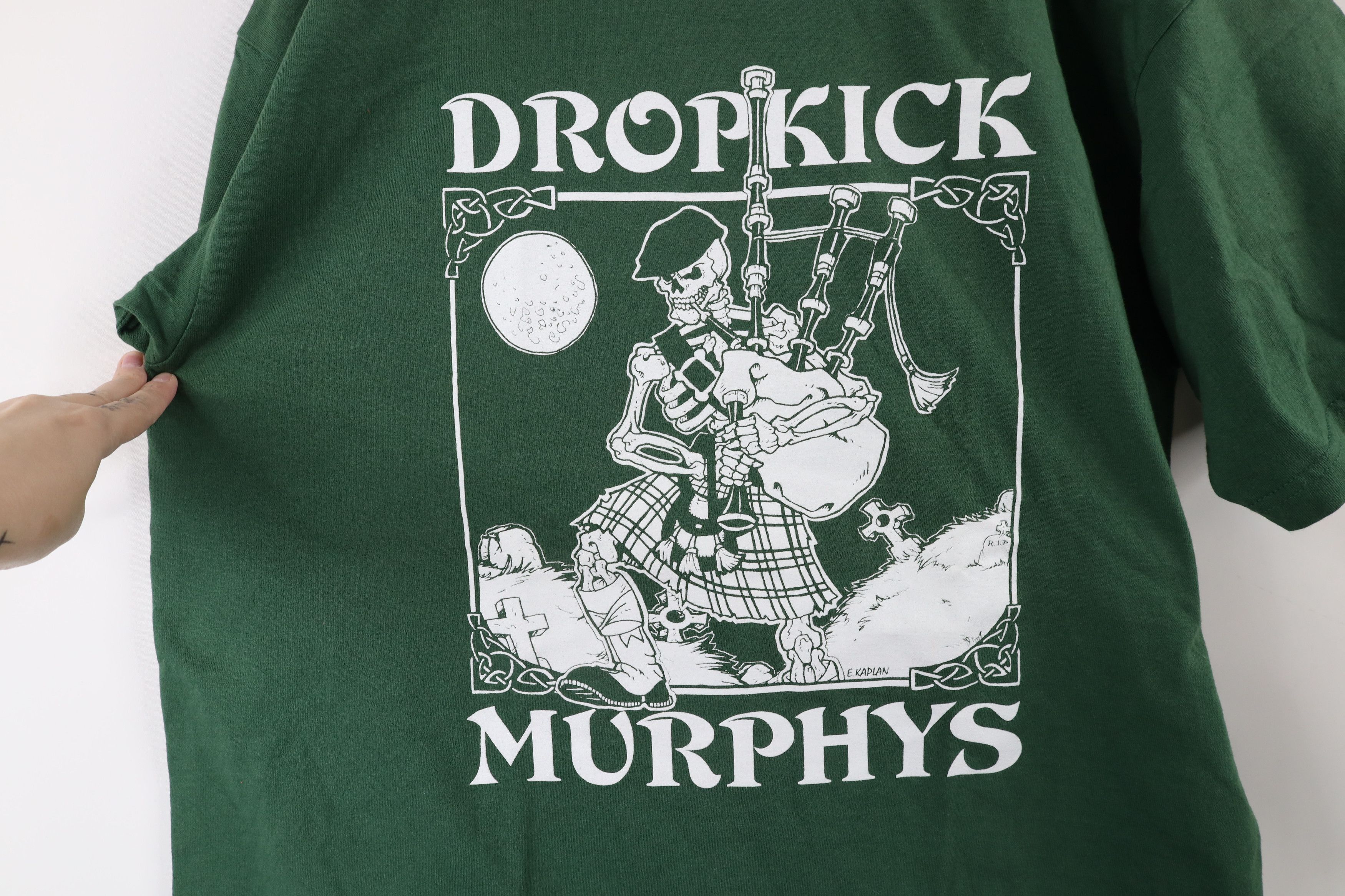 Vintage Vintage 90s Out Dropkick Murphys Band T-Shirt Green USA Size US XL / EU 56 / 4 - 4 Thumbnail