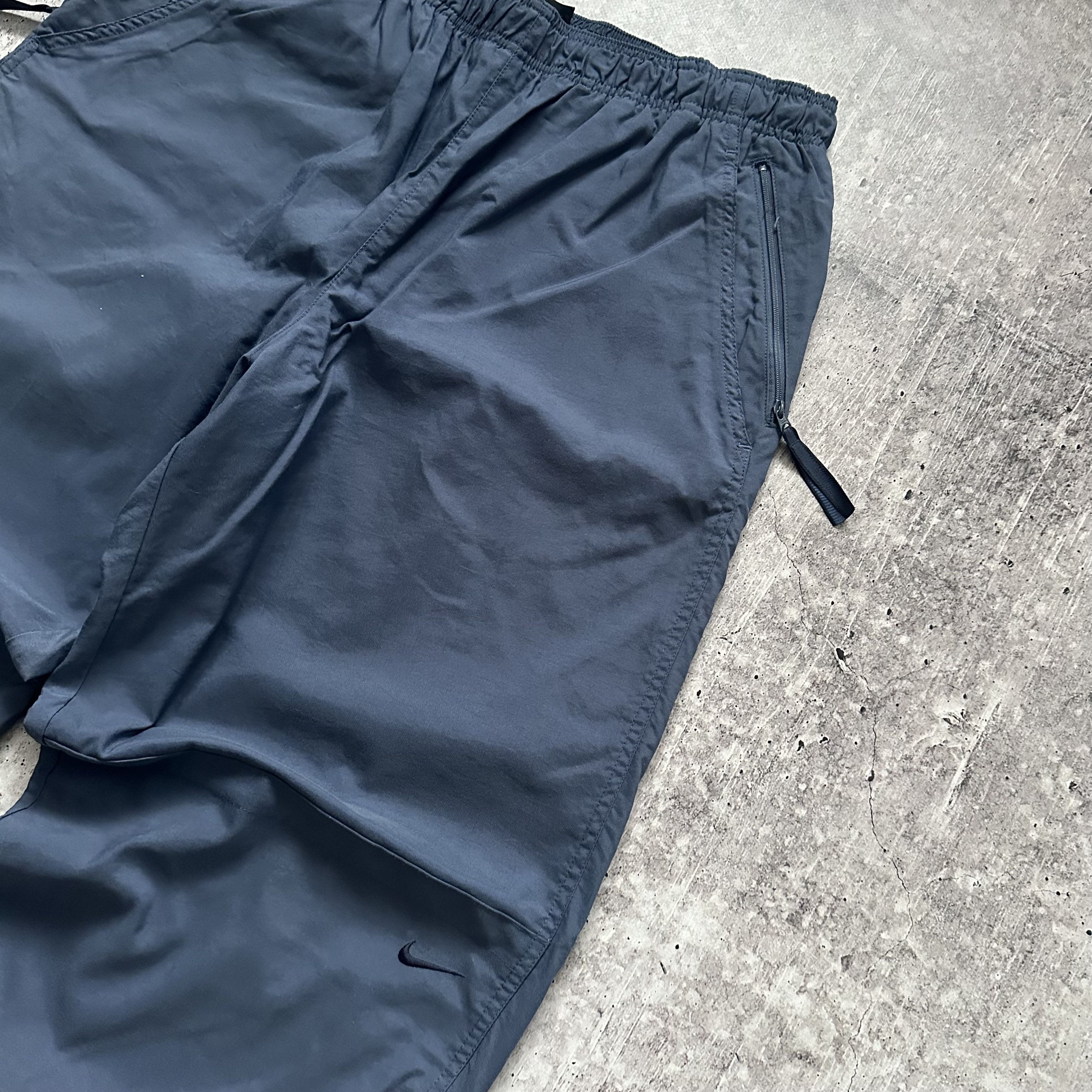 Nike Nike 90s vintage Nylon Straight Swoosh Logo Pants Joggers Size US 34 / EU 50 - 2 Thumbnail