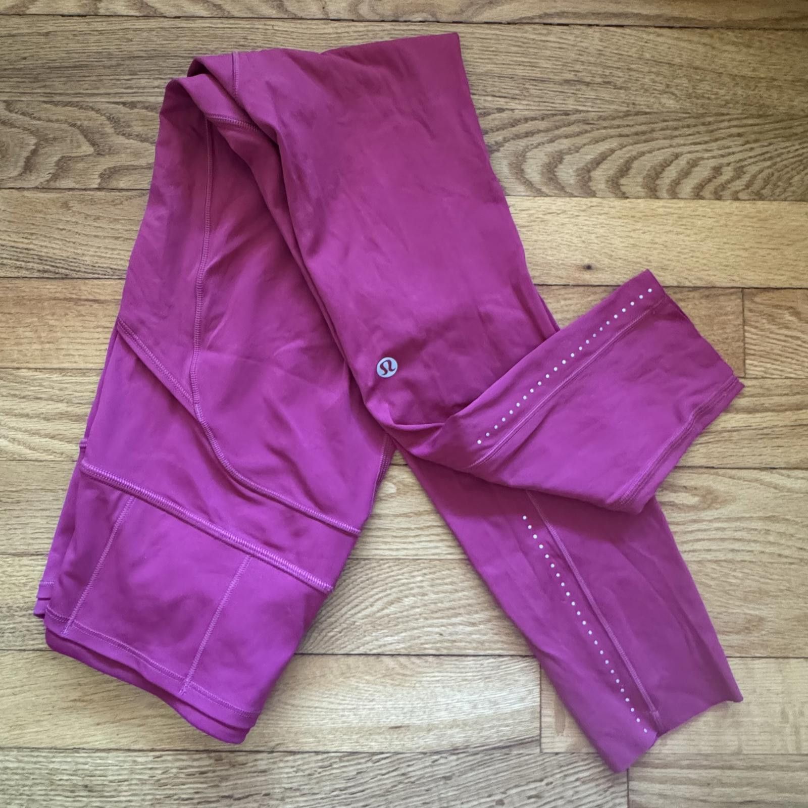Lululemon Lululemon Pink Leggings Size 4 Size 27" / US 4 / IT 40 - 1 Thumbnail