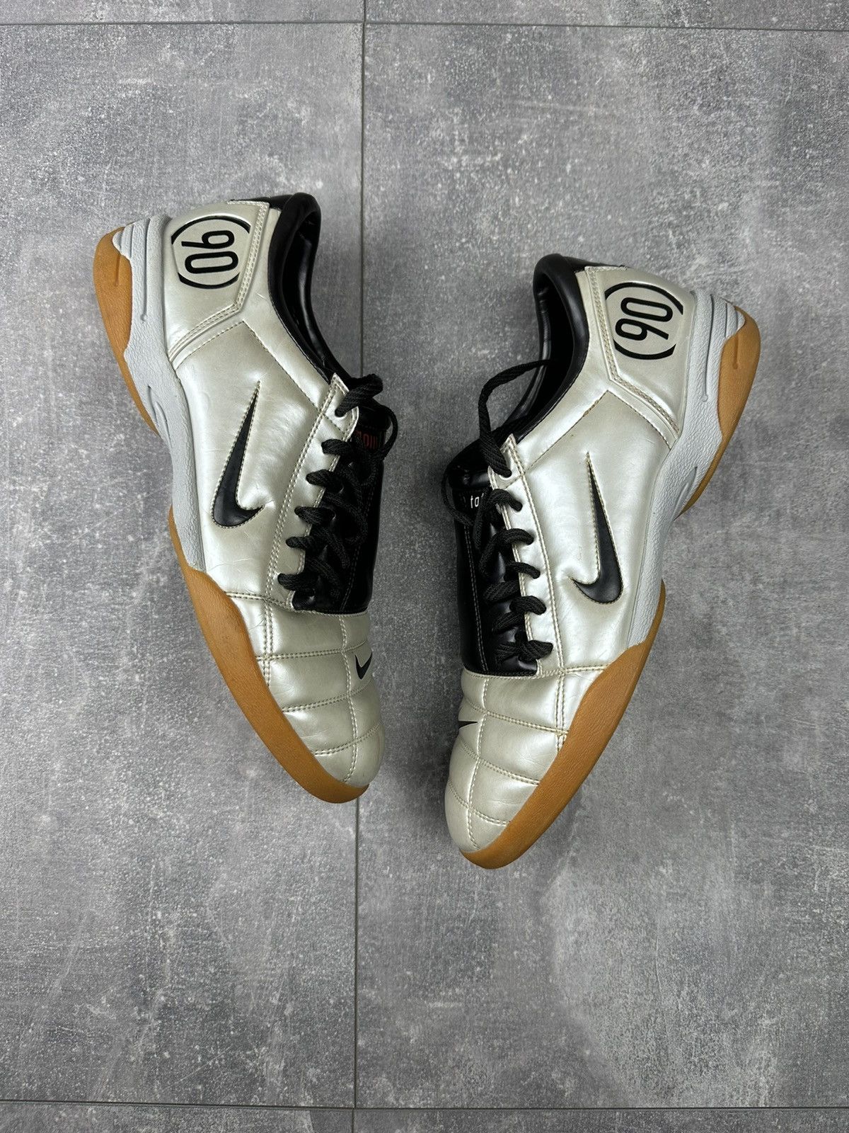 Nike Nike Total 90 ||| Indoor Court Soccer Football Shoes Boots Size US 11.5 / EU 44-45 - 2 Thumbnail