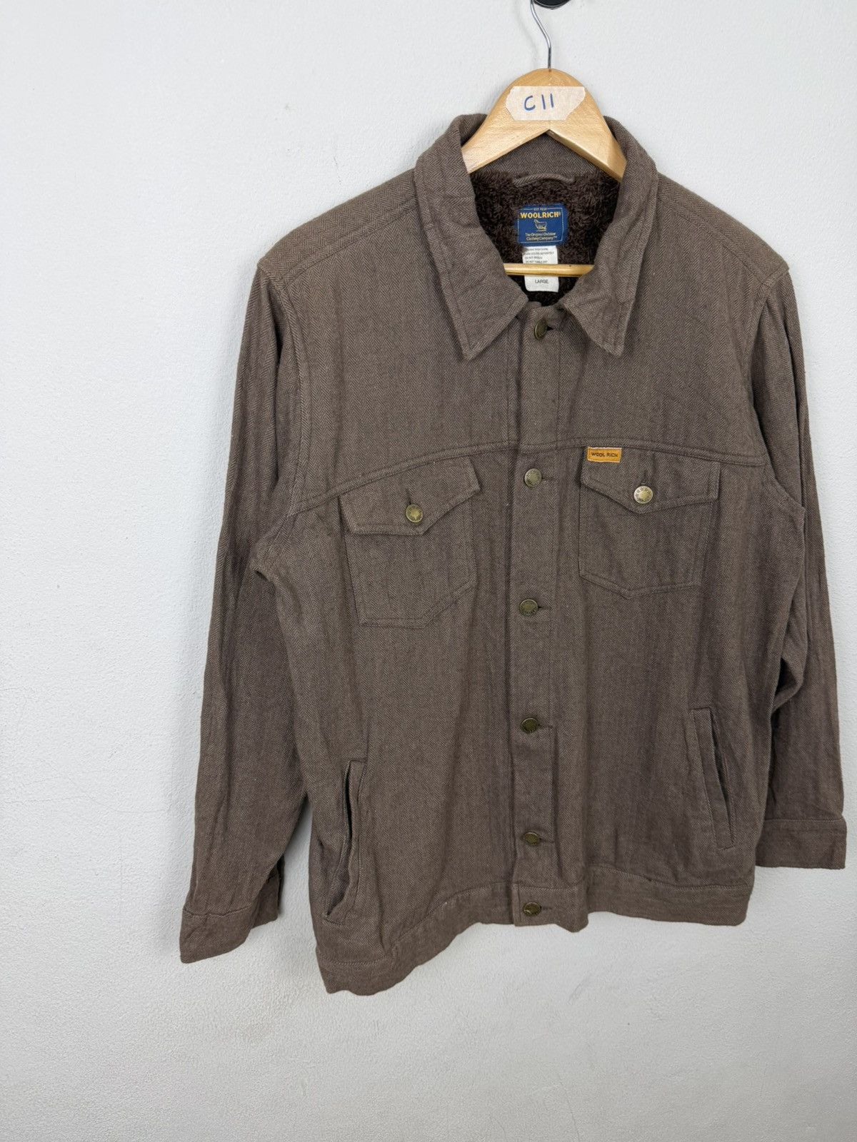 Woolrich Woolen Mills VINTAGE Woolrich Herringbone Sherpa-Lined Trucker Jacket Size US L / EU 52-54 / 3 - 4 Thumbnail