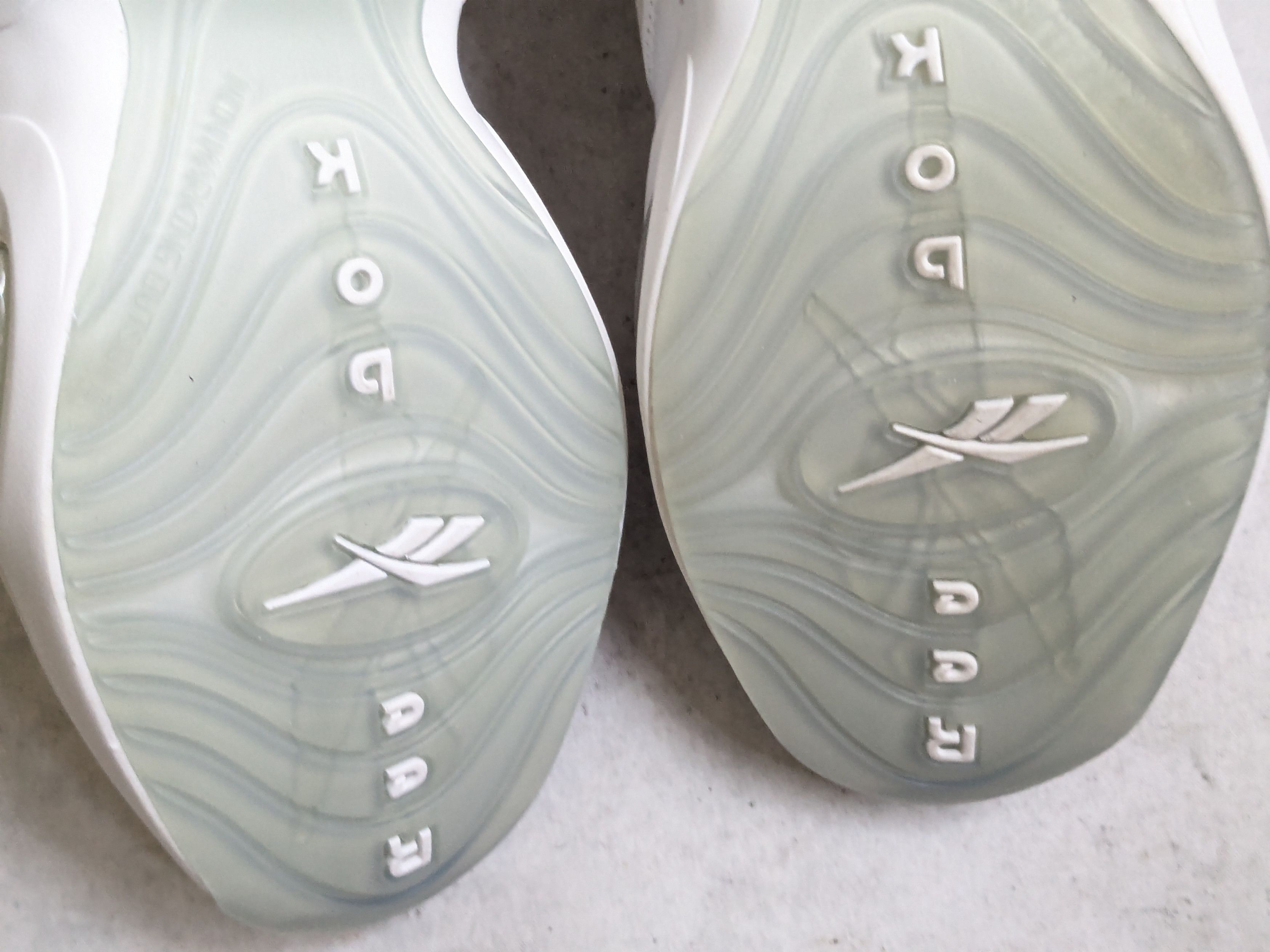 Maison Margiela × Reebok Maison Margiela Reebok Question White 9 High Tops Leather Size US 9 / EU 42 - 16 Thumbnail