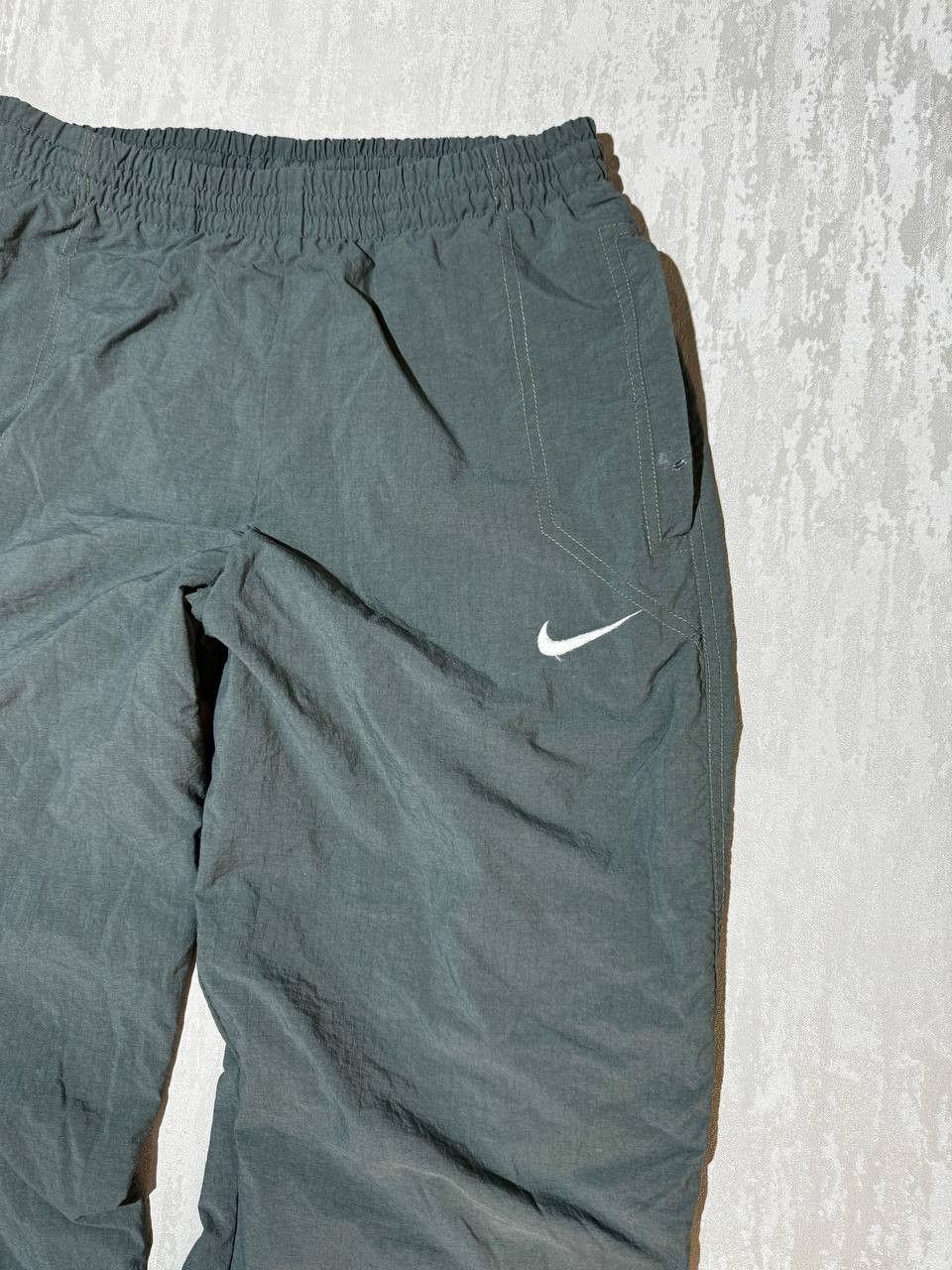 Nike × Vintage Vintage Nike Nylon Track Pants Green size M Size US 32 / EU 48 - 3 Thumbnail