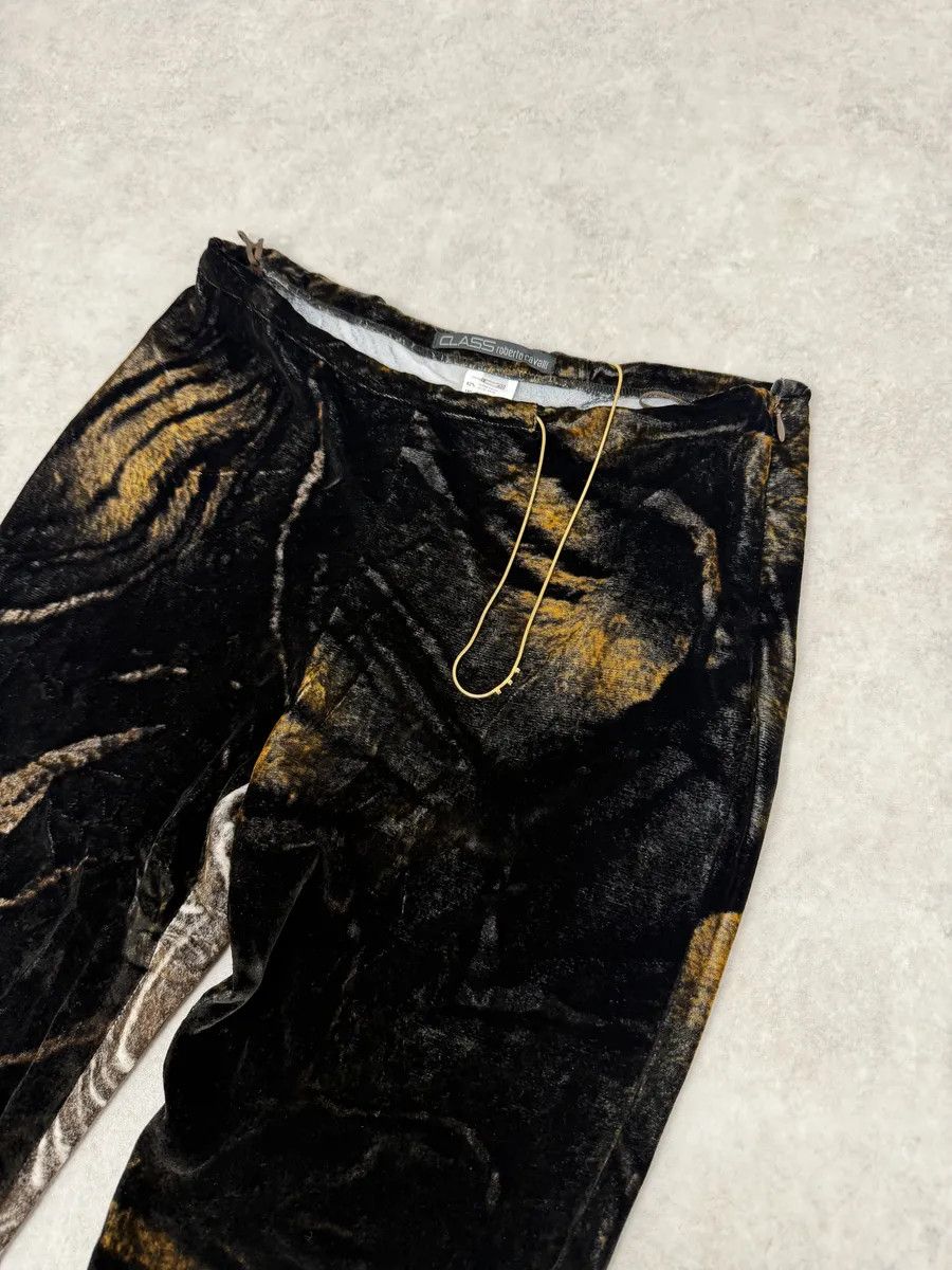 Roberto Cavalli 2000s Roberto Cavalli Brown Velvet Cozy Pants Size 28" / US 6 / IT 42 - 7 Thumbnail