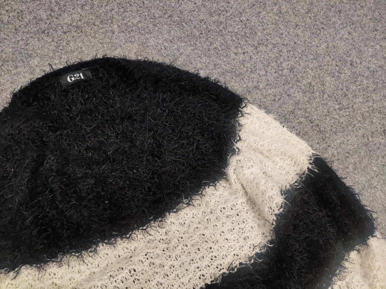 Hysteric Glamour Vintage G21 Japan Hysteric Glamour Style Striped Fur Sweater Size US S / EU 44-46 / 1 - 7 Thumbnail