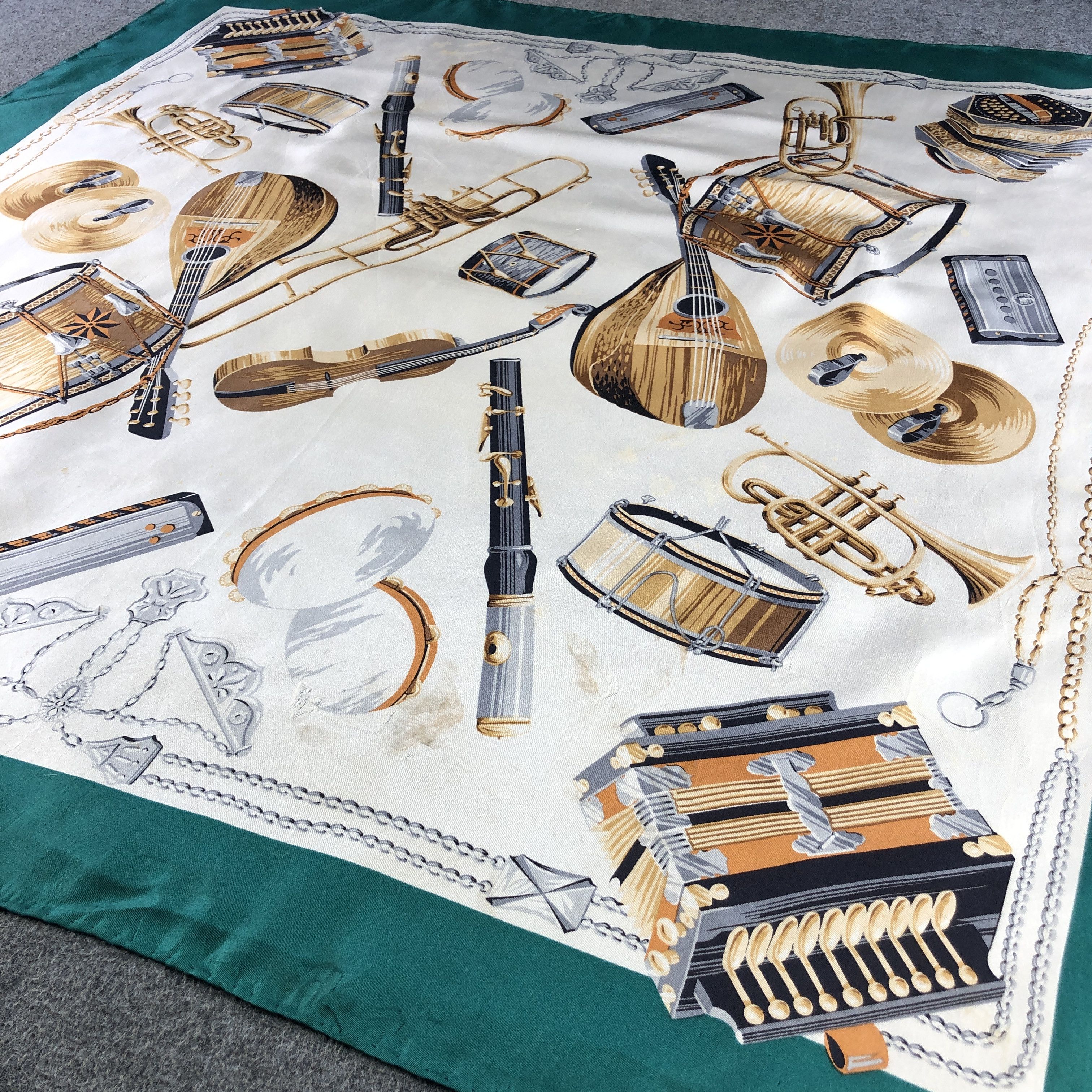 Japanese Brand Musical Instruments Hand Rolled Silk Scarf M1103 Size ONE SIZE - 3 Thumbnail