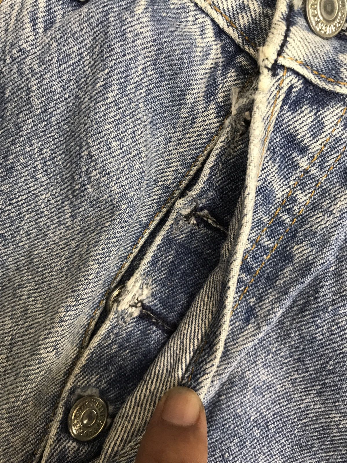 Levi's VL210 Vintage Levis 501 Light Wash Jeans Size US 28 / EU 44 - 8 Thumbnail