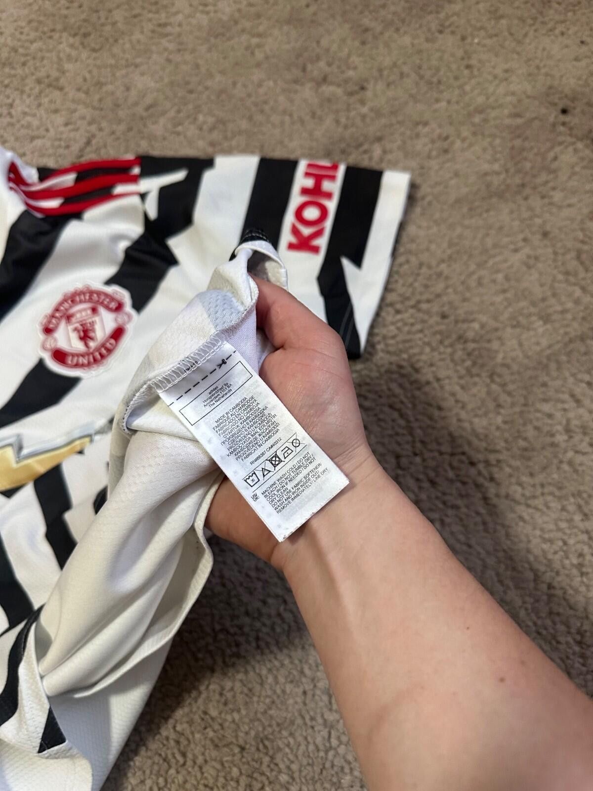 Adidas Manchester United 2020 Football Shirt Soccer Jersey Adidas Size US M / EU 48-50 / 2 - 6 Thumbnail