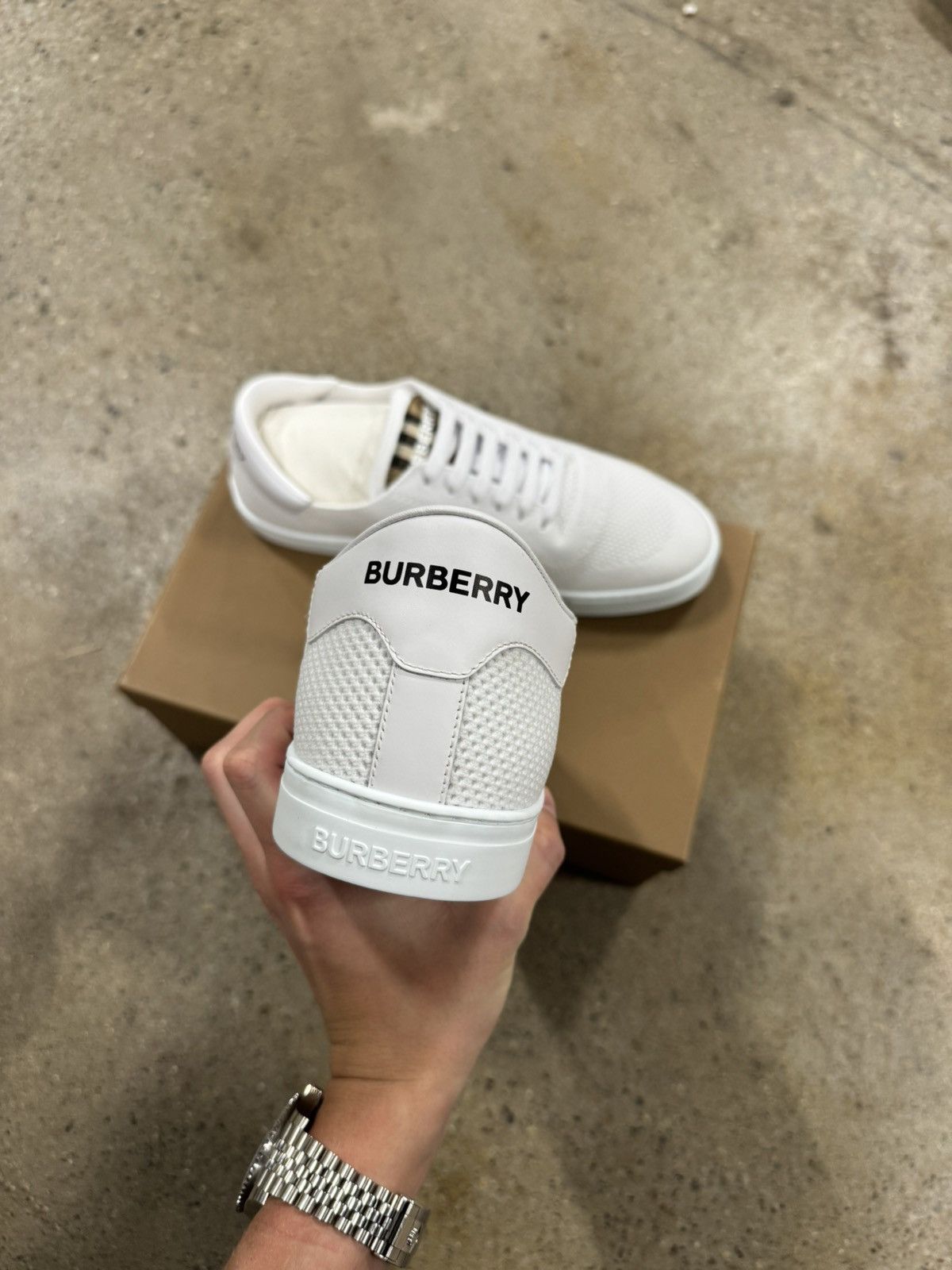 Burberry Burberry Knit Check Sneaker 750$ NEW Size US 10 / EU 43 - 4 Thumbnail