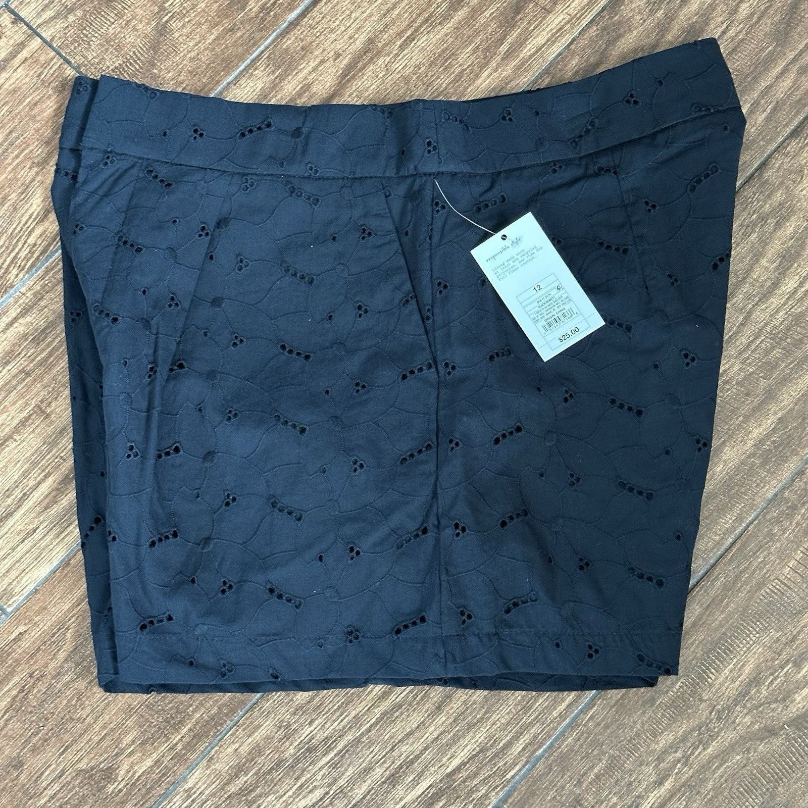 Other A New Day Women's High-Rise Pleated Eyelet Cotton Short 12 Size 34" / US 12 / IT 48 - 4 Thumbnail