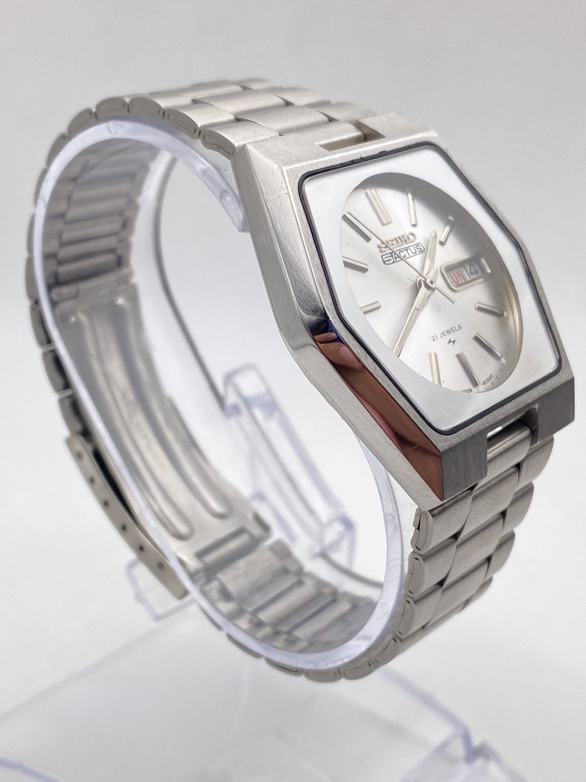 Seiko Seiko 5 Automatic Silver Dial Men’s Wristwatch 38mm Watch Size 38 - 5 Thumbnail