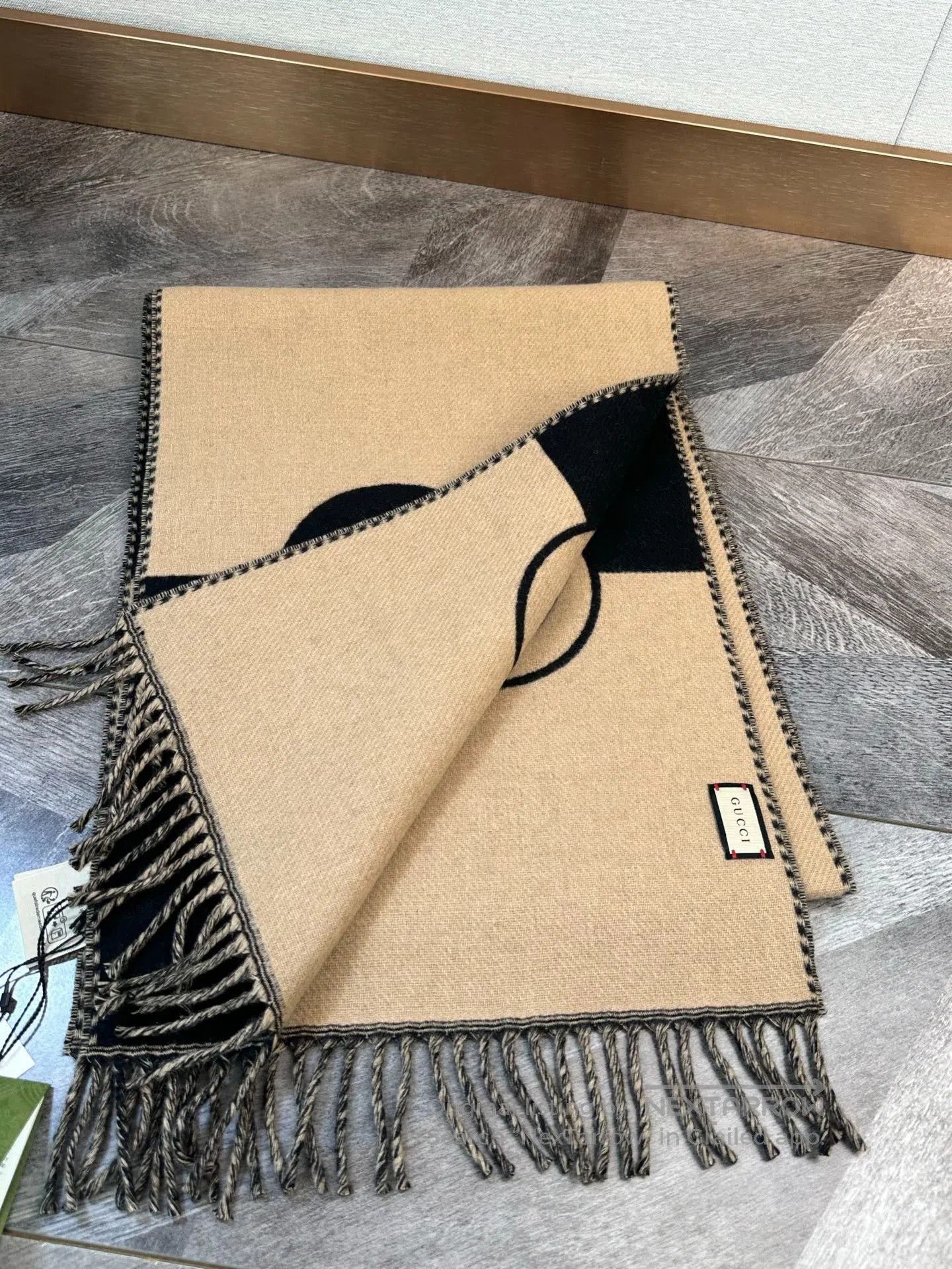 Gucci Gucci New Khaki Black Logo Fringe Scarf. Size ONE SIZE - 8 Thumbnail