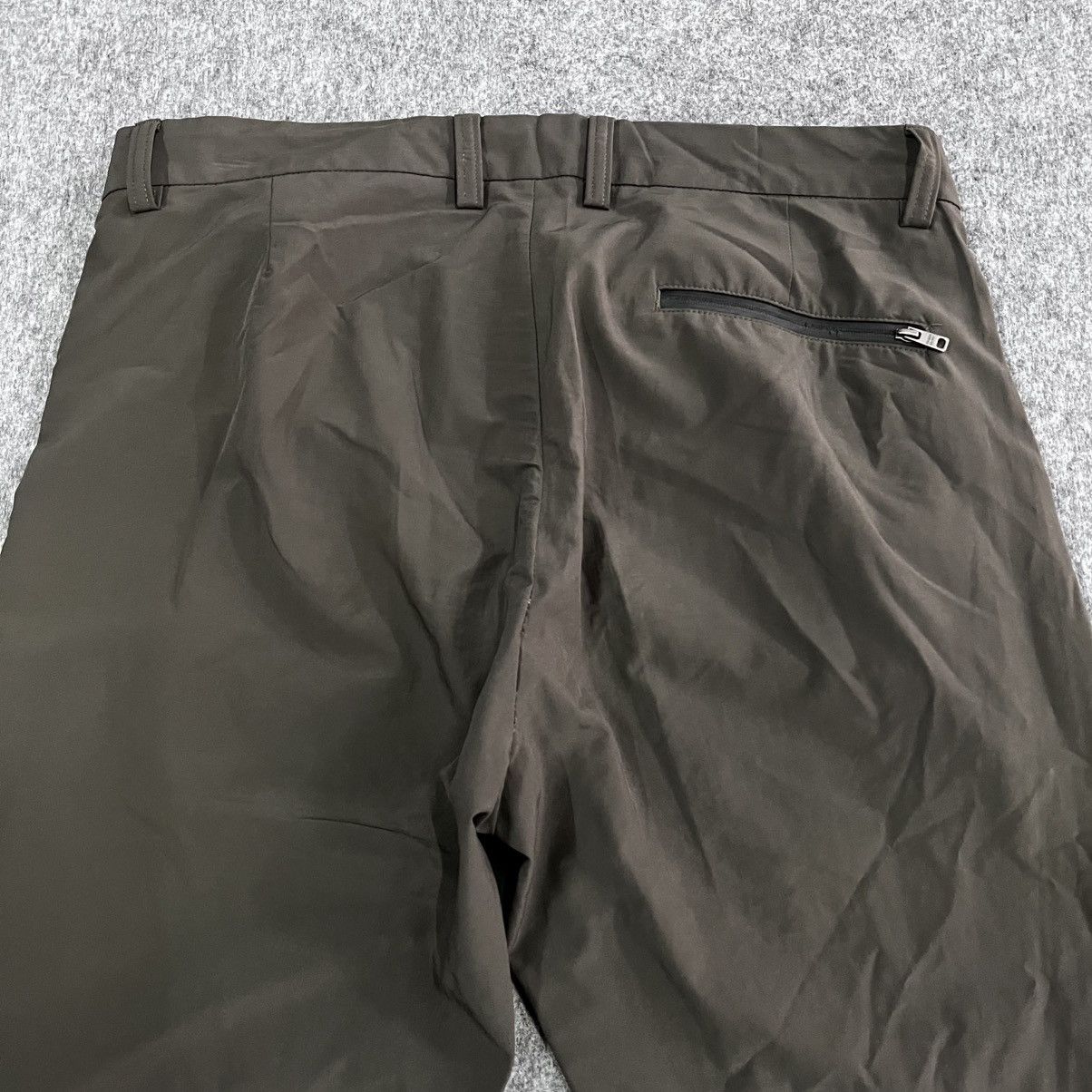 Prada Prada Nylon pants. Size US 34 / EU 50 - 7 Thumbnail