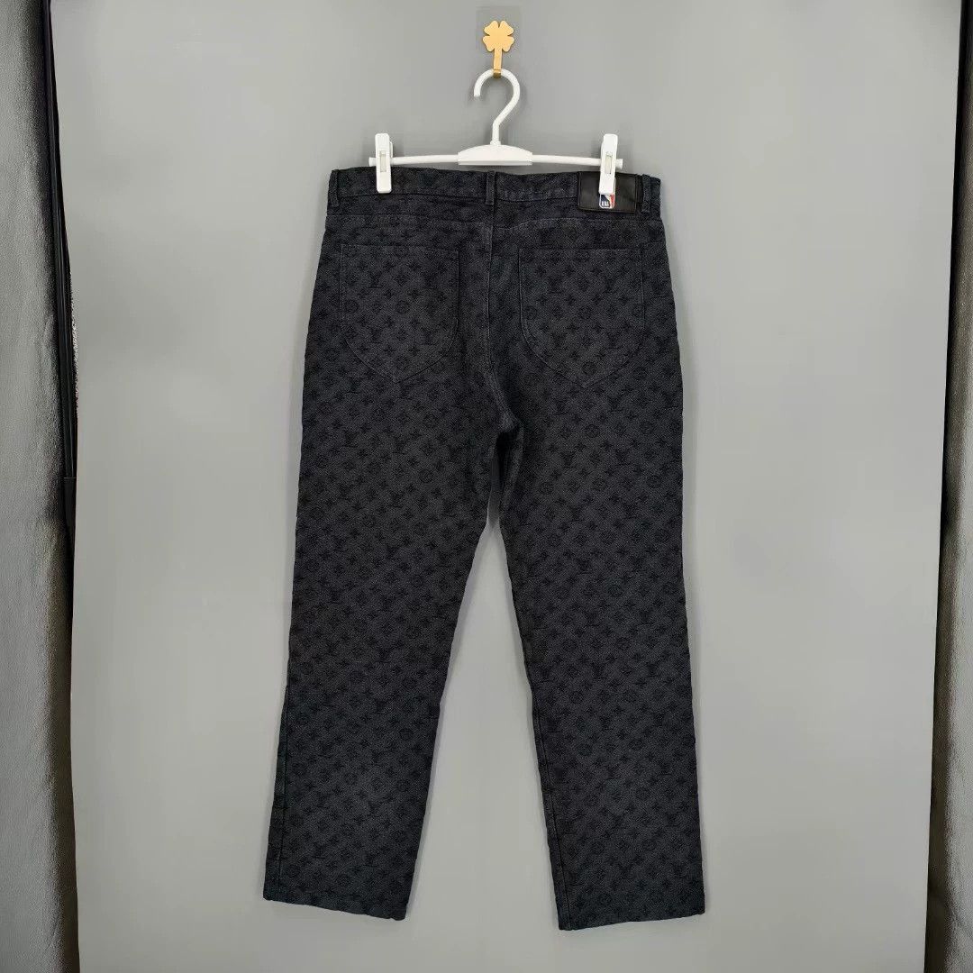 Louis Vuitton LOUIS VUITTON LV NBA Collaboration Monogram All-Logo Jeans Size US 34 / EU 50 - 2 Thumbnail