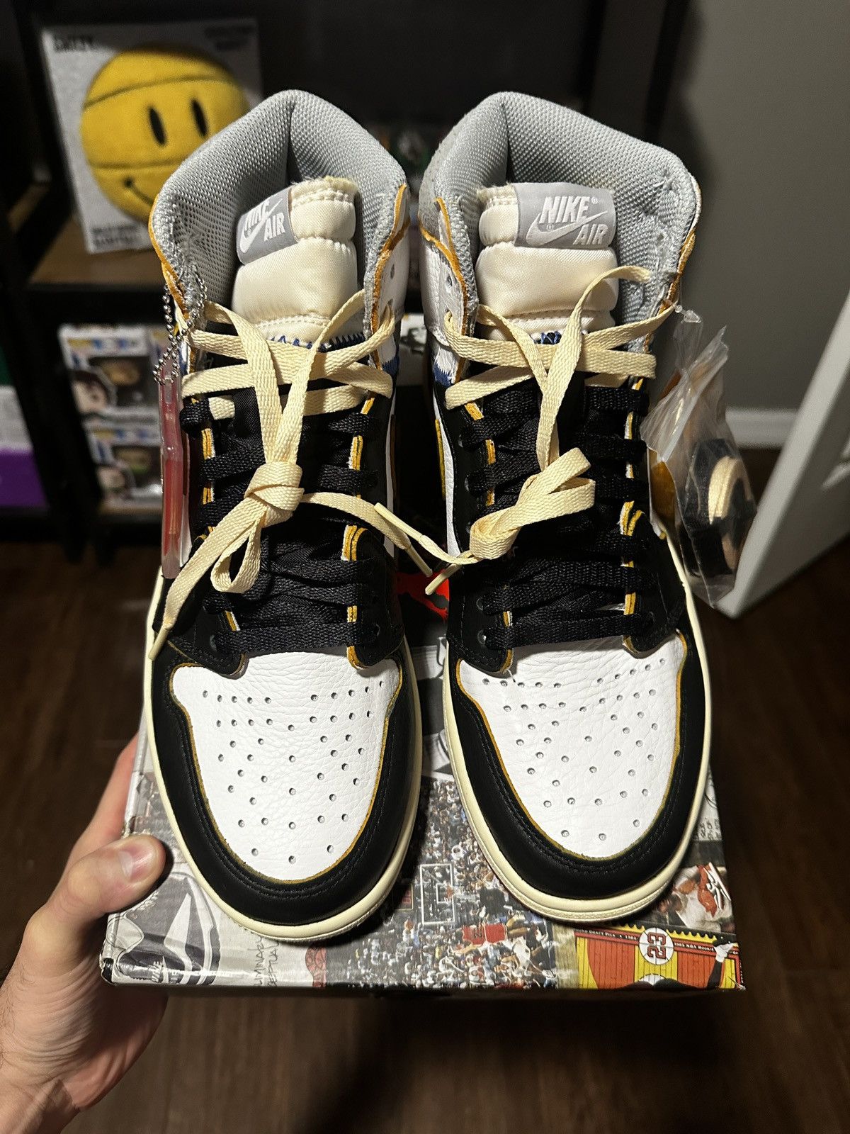 Nike Jordan 1 Union La Black Toe Size US 9 / EU 42 - 3 Thumbnail