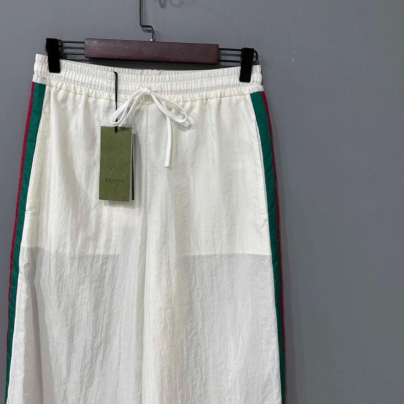 Gucci Gucci Size S Classic red and green striped shorts 2506-Nex Size 25" / US 0 / IT 36 - 2 Thumbnail