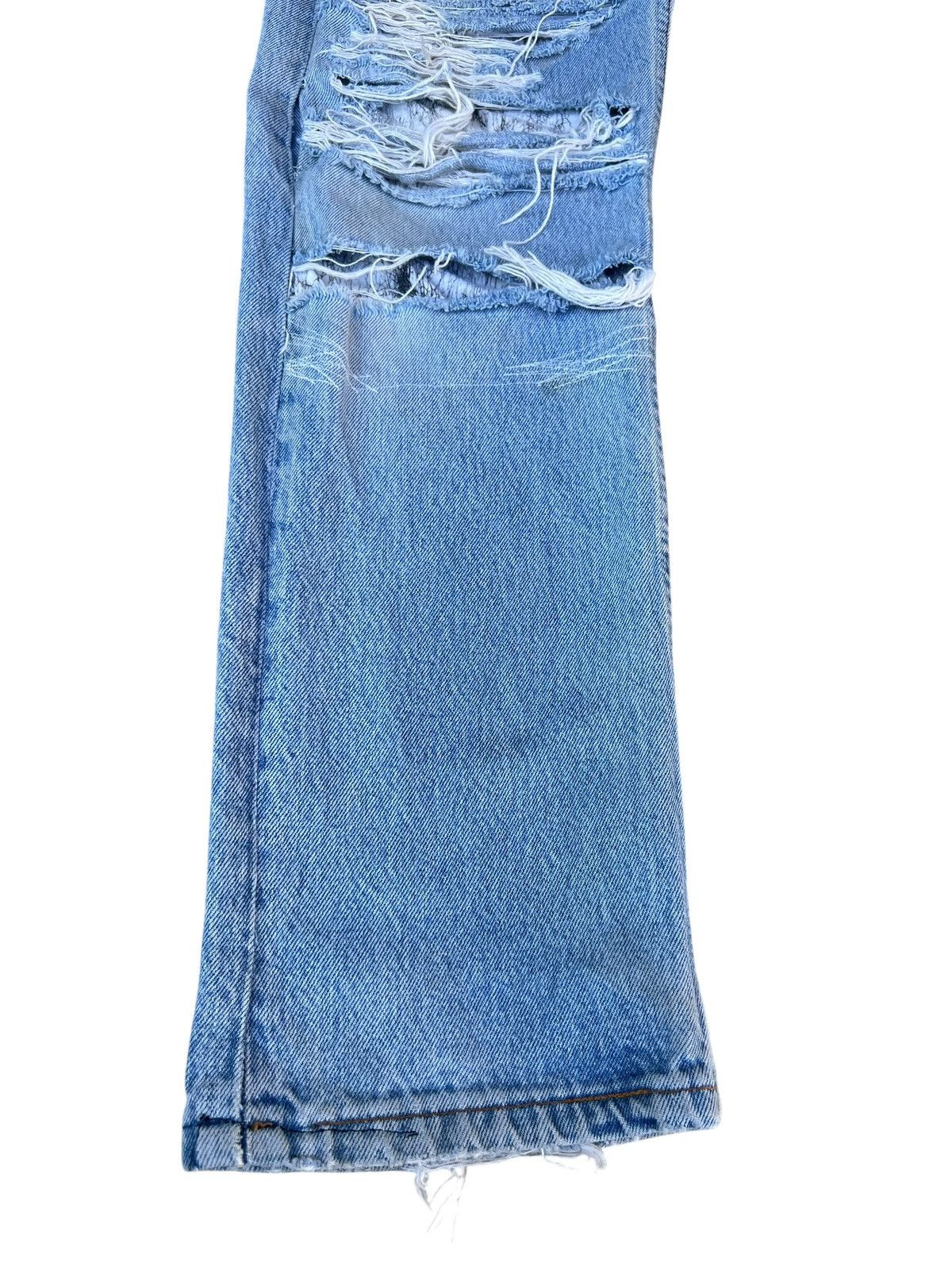 Vinti Andrews Vinti Andrews X Levi’s 501 Trashed Distressed Denim Jeans Size US 30 / EU 46 - 7 Thumbnail