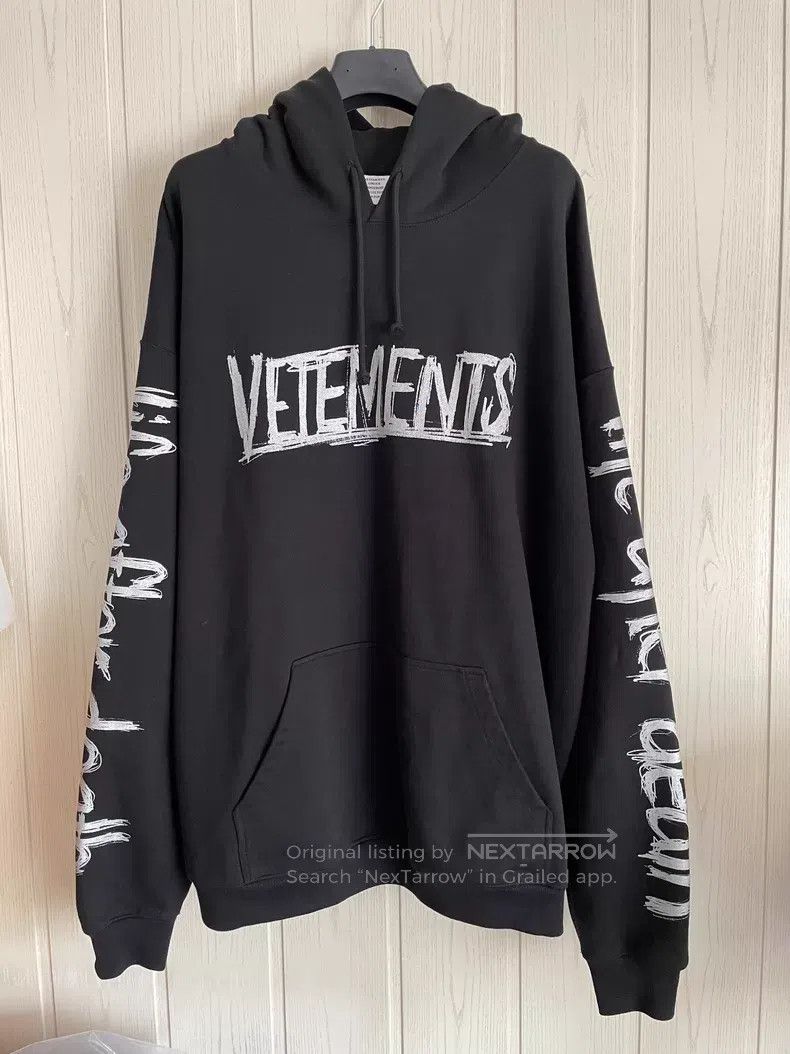 Vetements VETEMENTS Graffiti Lettering Black Hoodie Size US M / EU 48-50 / 2 - 1 Thumbnail