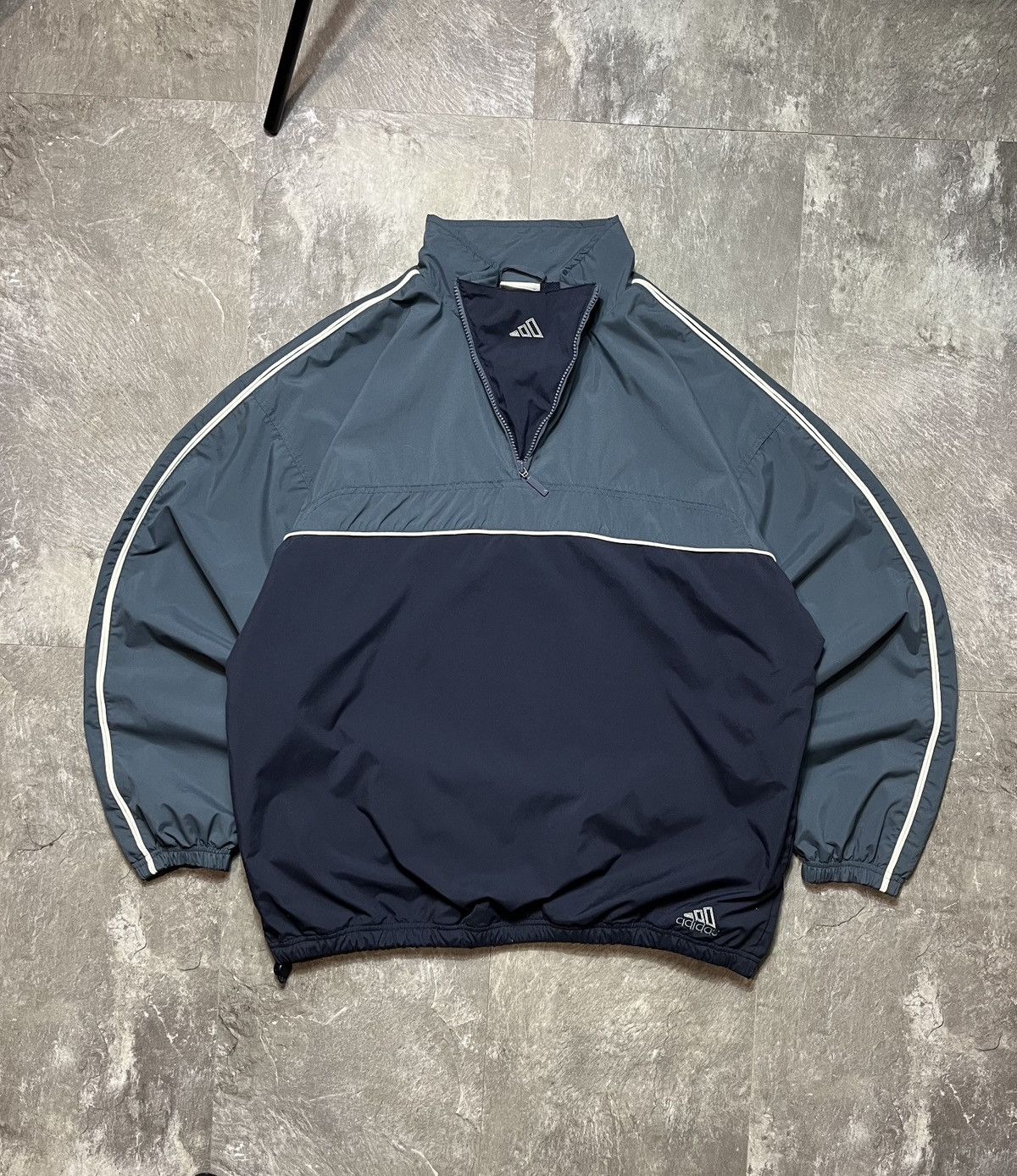 Adidas Adidas 90s Vintage Center Logo Anorak Jacket Y2K Size US XL / EU 56 / 4 - 1 Thumbnail