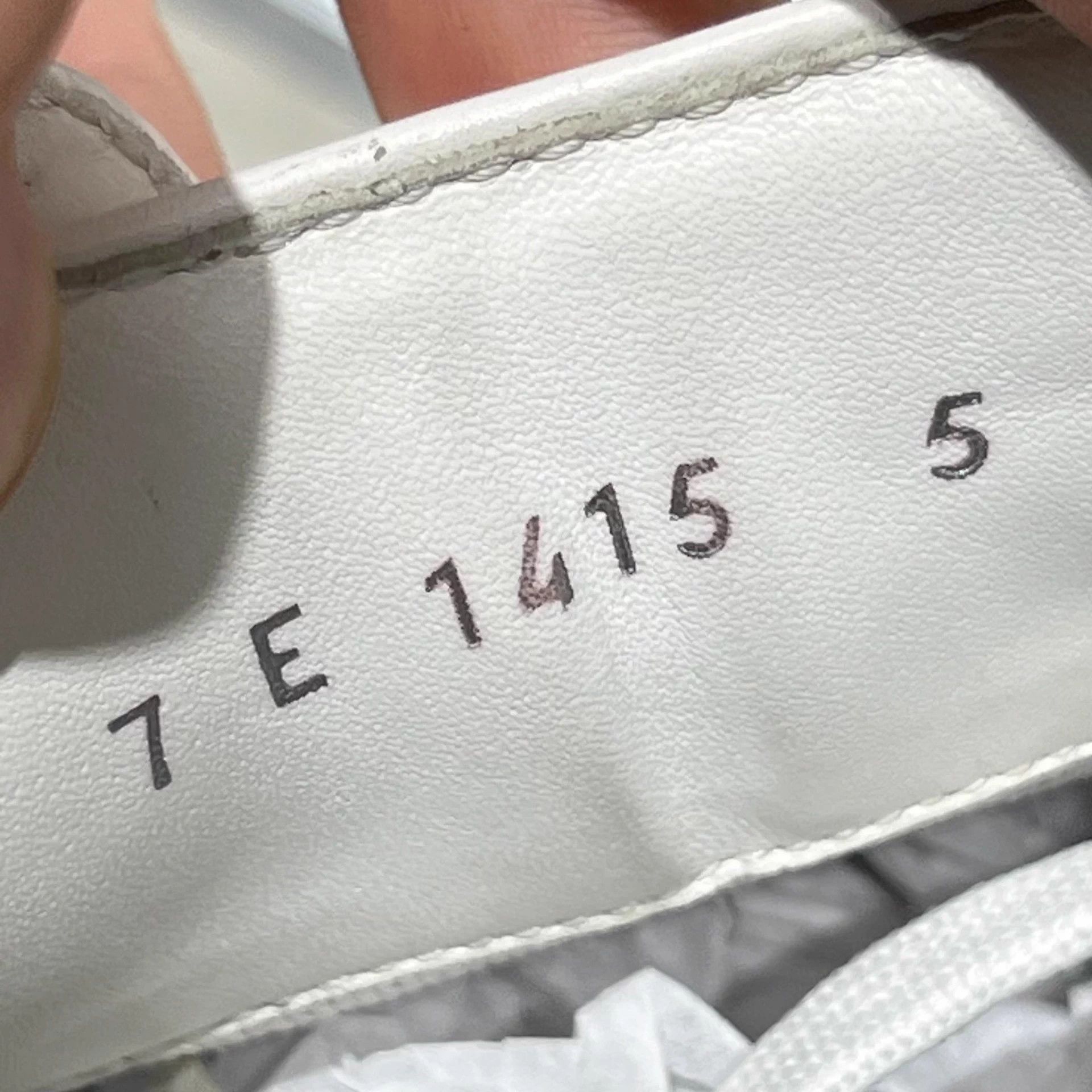 Fendi Fendi FF print white and brown low-top sneakers UK5 Size US 8 / IT 38 - 8 Thumbnail