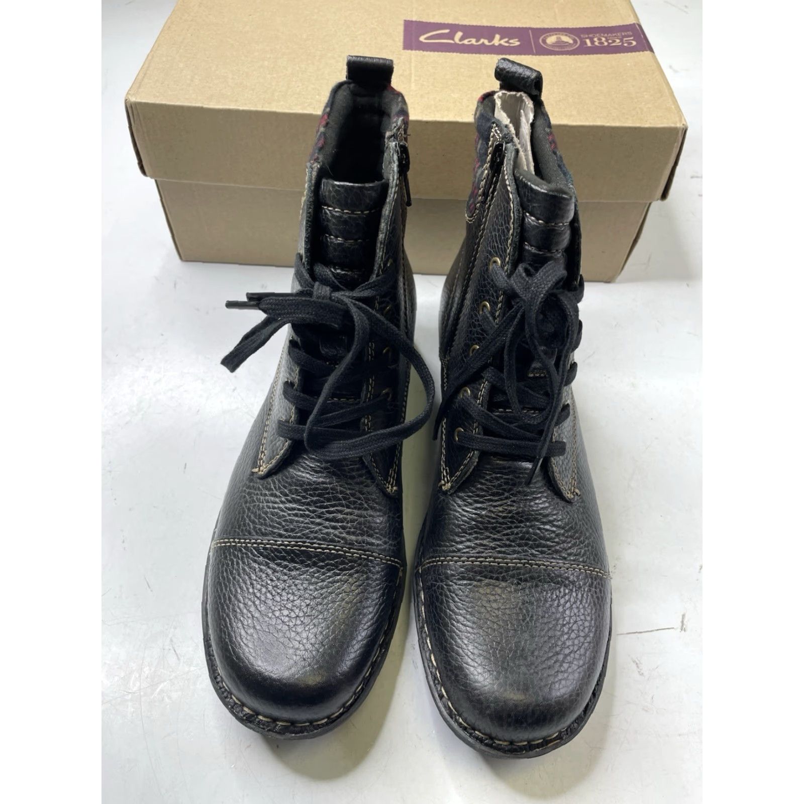 Clarks Clarks Whistle Bea Black Plaid Leather Zip Ankle Boots W 8.5 Womens Flat Heel Bootie Size US 9 / IT 39 - 2 Thumbnail