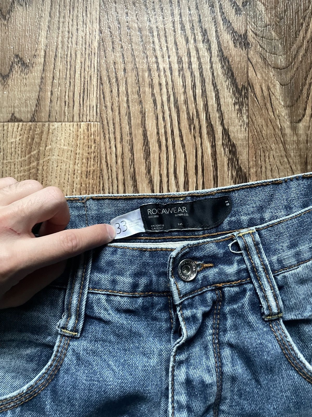 Rocawear Vintage washed ripped Rocawear jeans denim rap y2k swag 00s Size US 33 - 5 Thumbnail