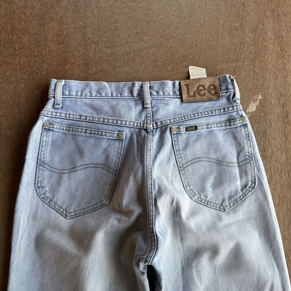 Lee VINTAGE LEE RIDERS JEANS LIGHTWASH DISTRESSED DENIM PANTS Size US 28 / EU 44 - 12 Thumbnail
