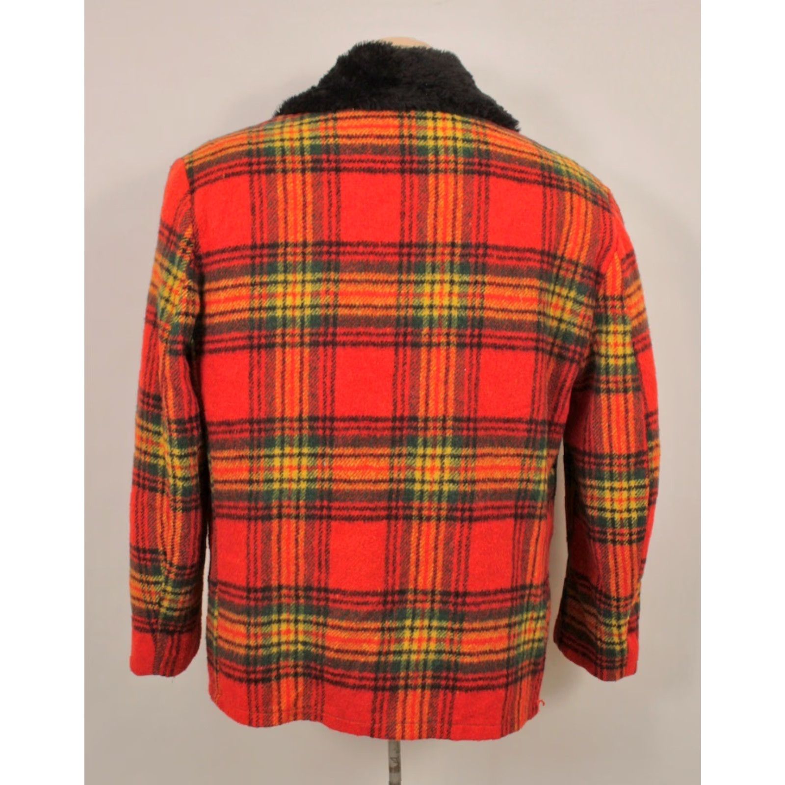 Vintage VTG Woodsman Coat 60s 70s Plaid Red Wool Sherpa Jacket Size 40-42 Mens Size US XXS / EU 40 - 2 Thumbnail