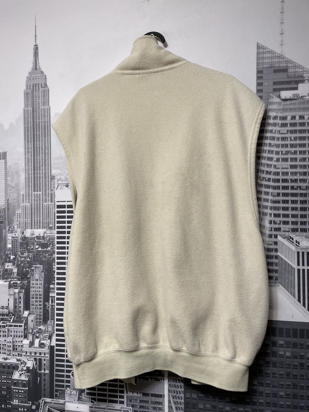 Fear of God Fear of God Essentials Polar Fleece Cream SZ Small 🔥 Size US S / EU 44-46 / 1 - 8 Thumbnail