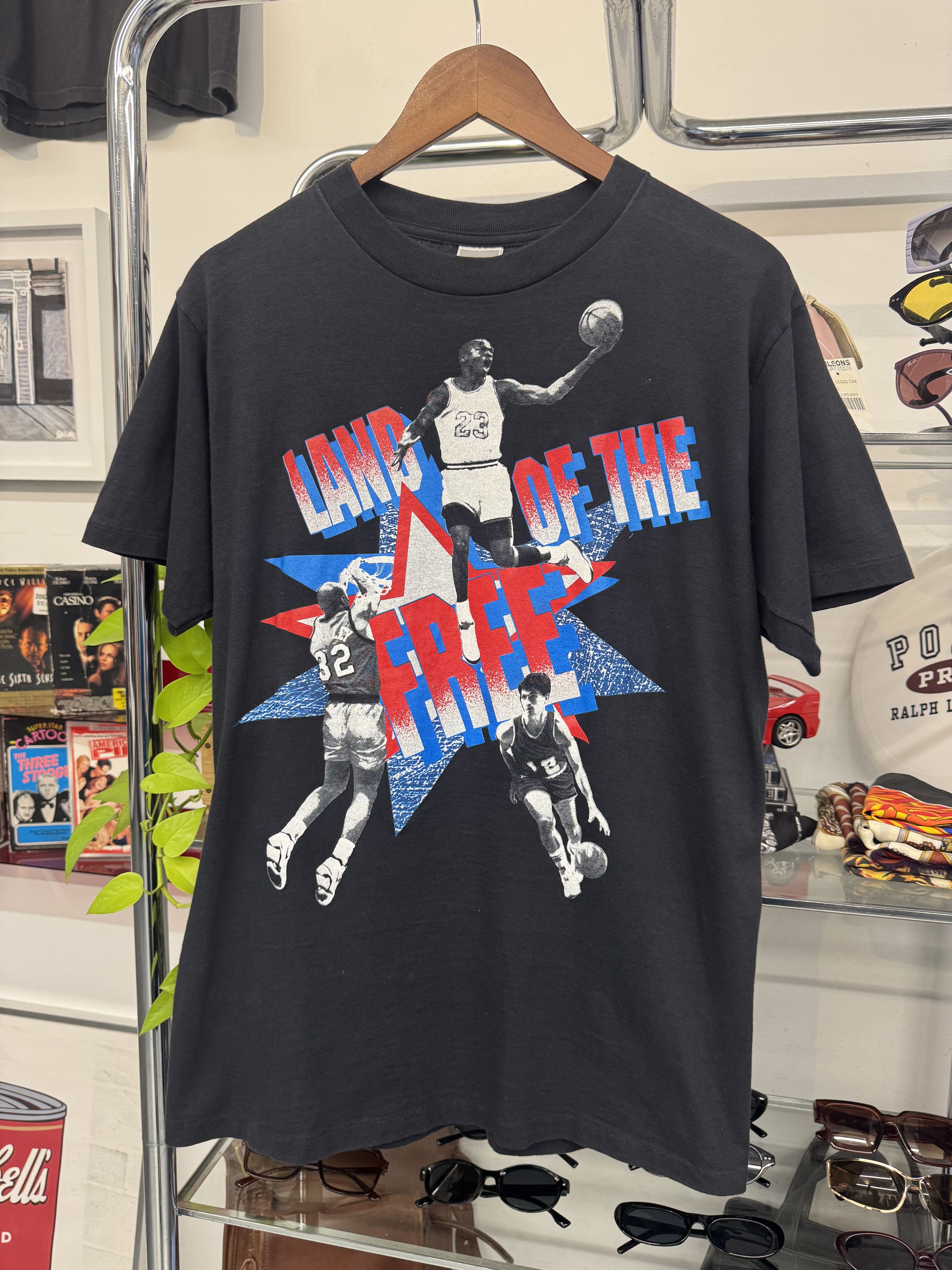 Nike Nike NBA Tshirt Size US L / EU 52-54 / 3 - 1 Thumbnail