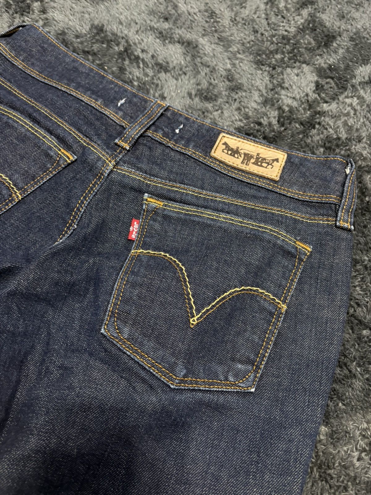 Levi's Vintage Clothing Vintage Levis Booty Flared Fit Jeans Y2K Size 27" / US 4 / IT 40 - 9 Thumbnail