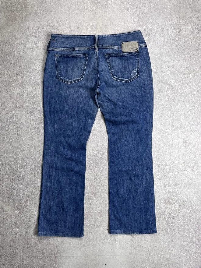 Diesel Vintage Diesel Cherock Baggy Y2K Jeans Flared Japanese 32 Size US 32 / EU 48 - 2 Thumbnail