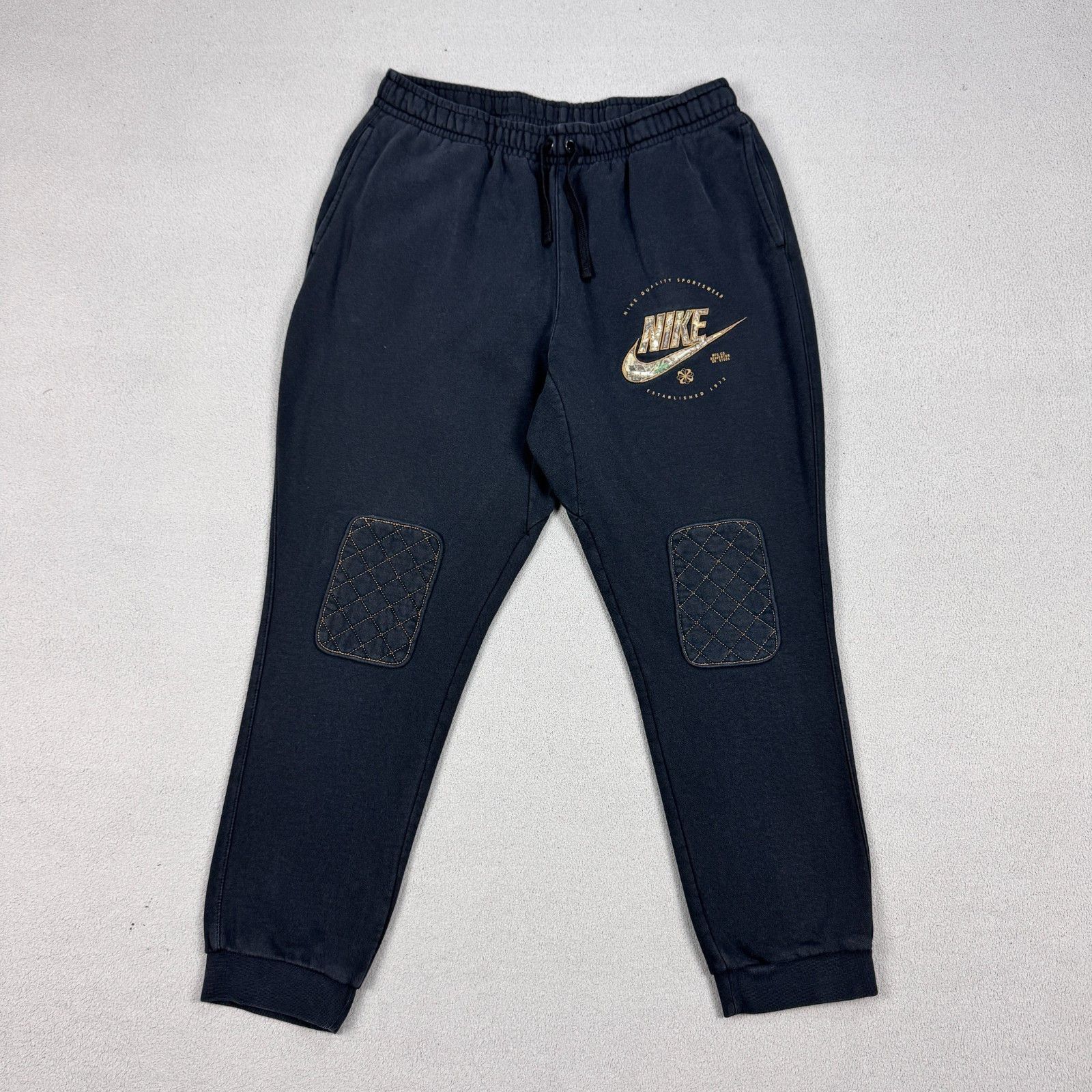 Nike Nike Joggers Sweatpants XL Black Quilted Knee Patches Camo Size US 36 / EU 52 - 1 Thumbnail