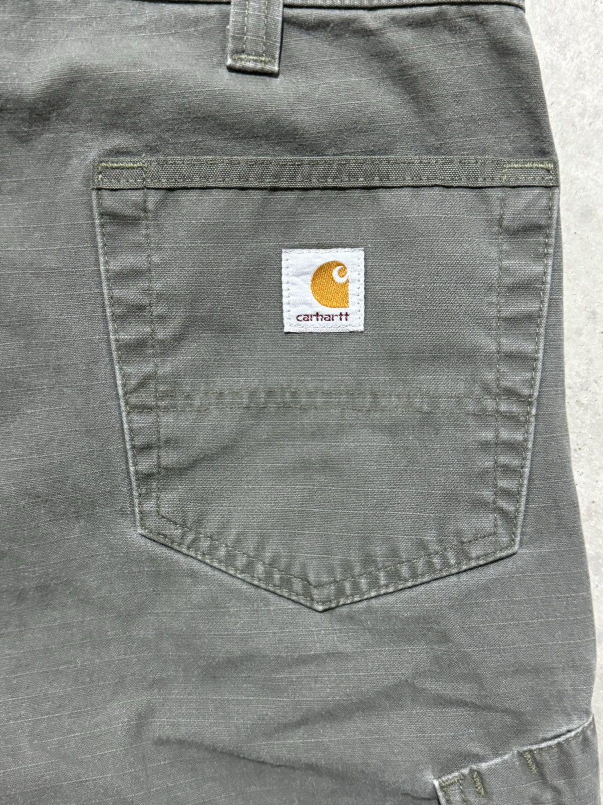 Carhartt × Vintage Grey Carhartt Cargo Carpenter Shorts Size US 38 / EU 54 - 5 Thumbnail