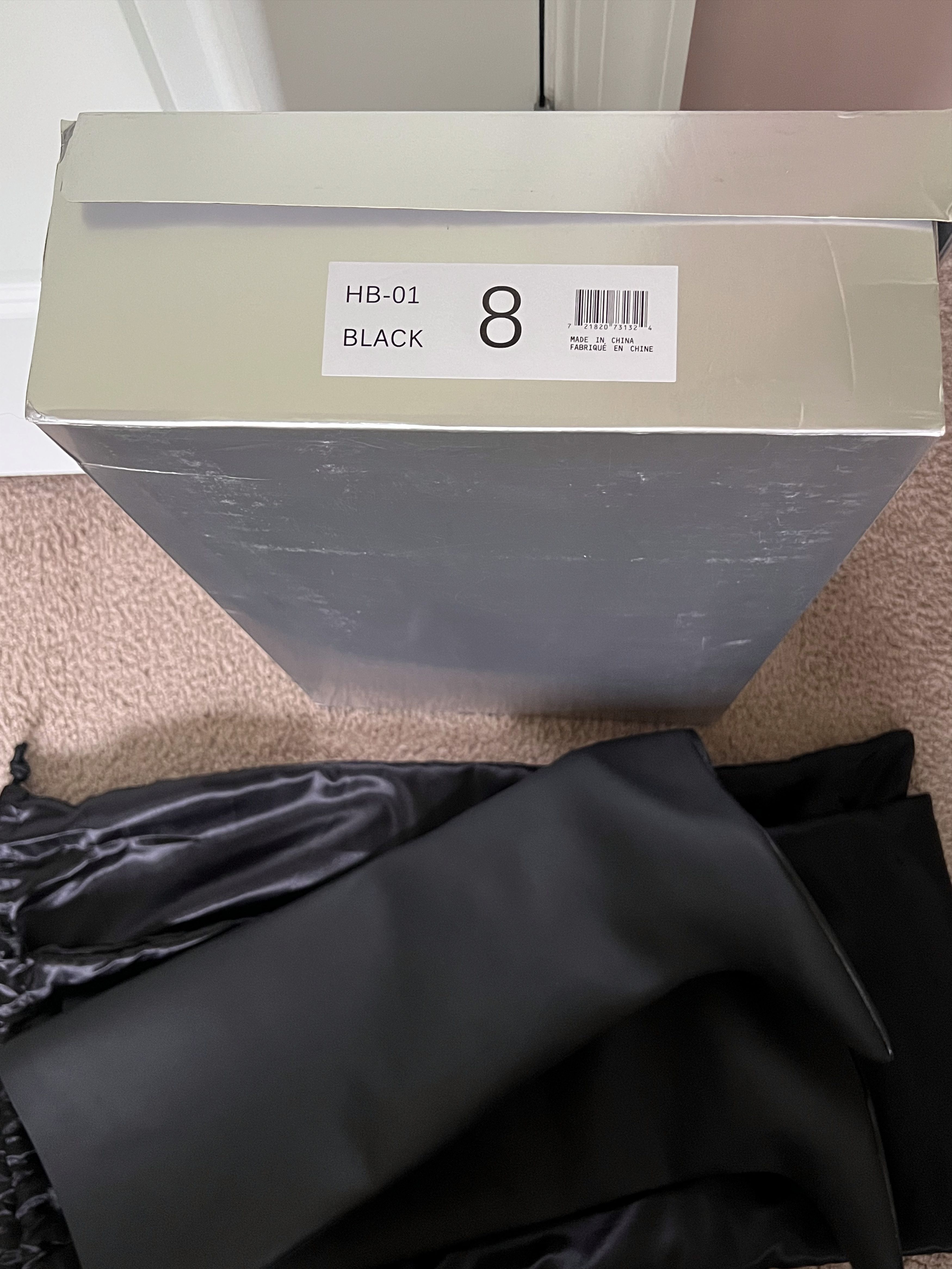 Yeezy HB-01 Size US 8 / IT 38 - 3 Thumbnail