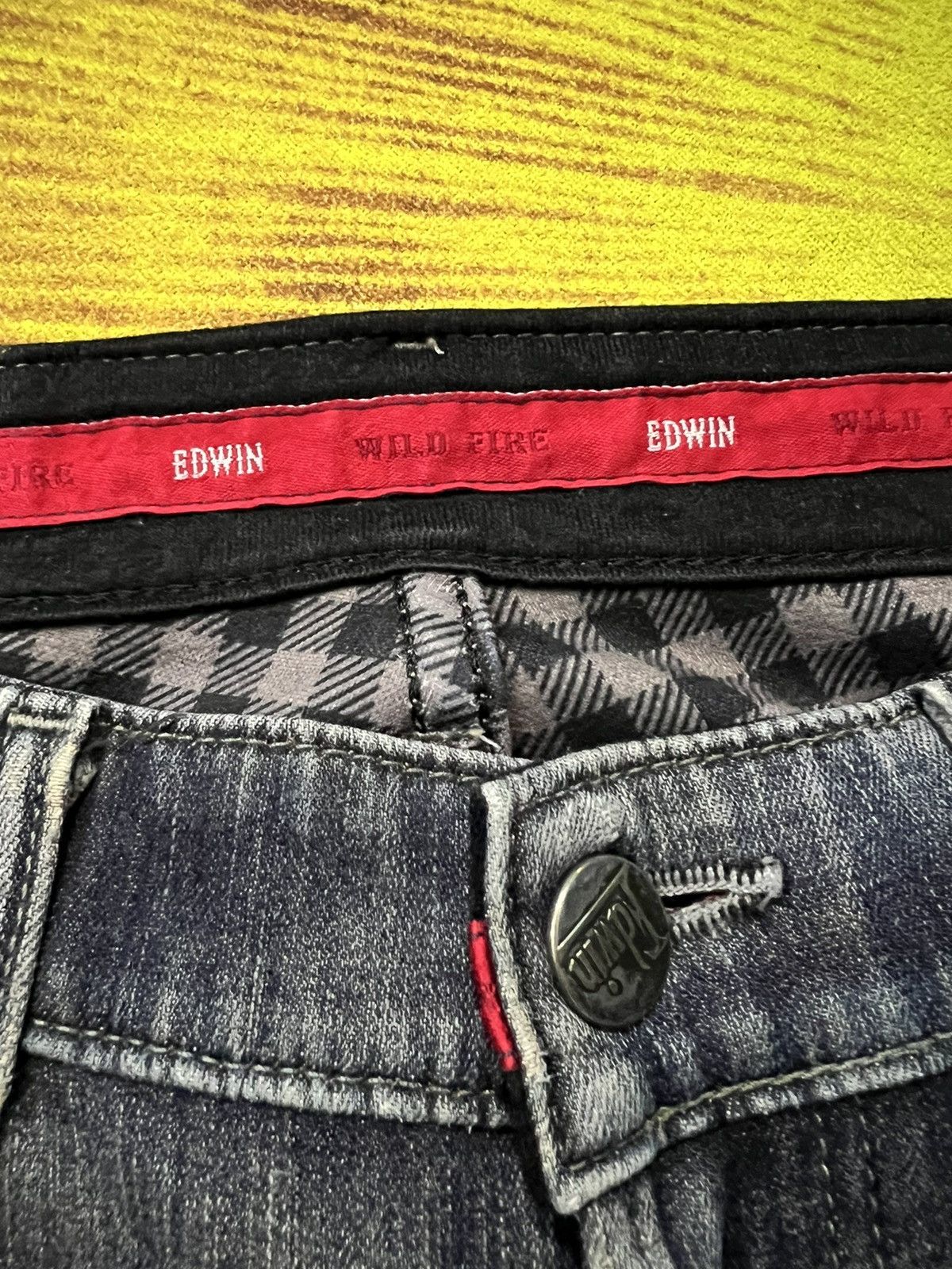 Edwin × Japanese Brand EDWIN WILD FIRE FADED BLACK DISTRESSED JEANS Size US 31 - 10 Thumbnail