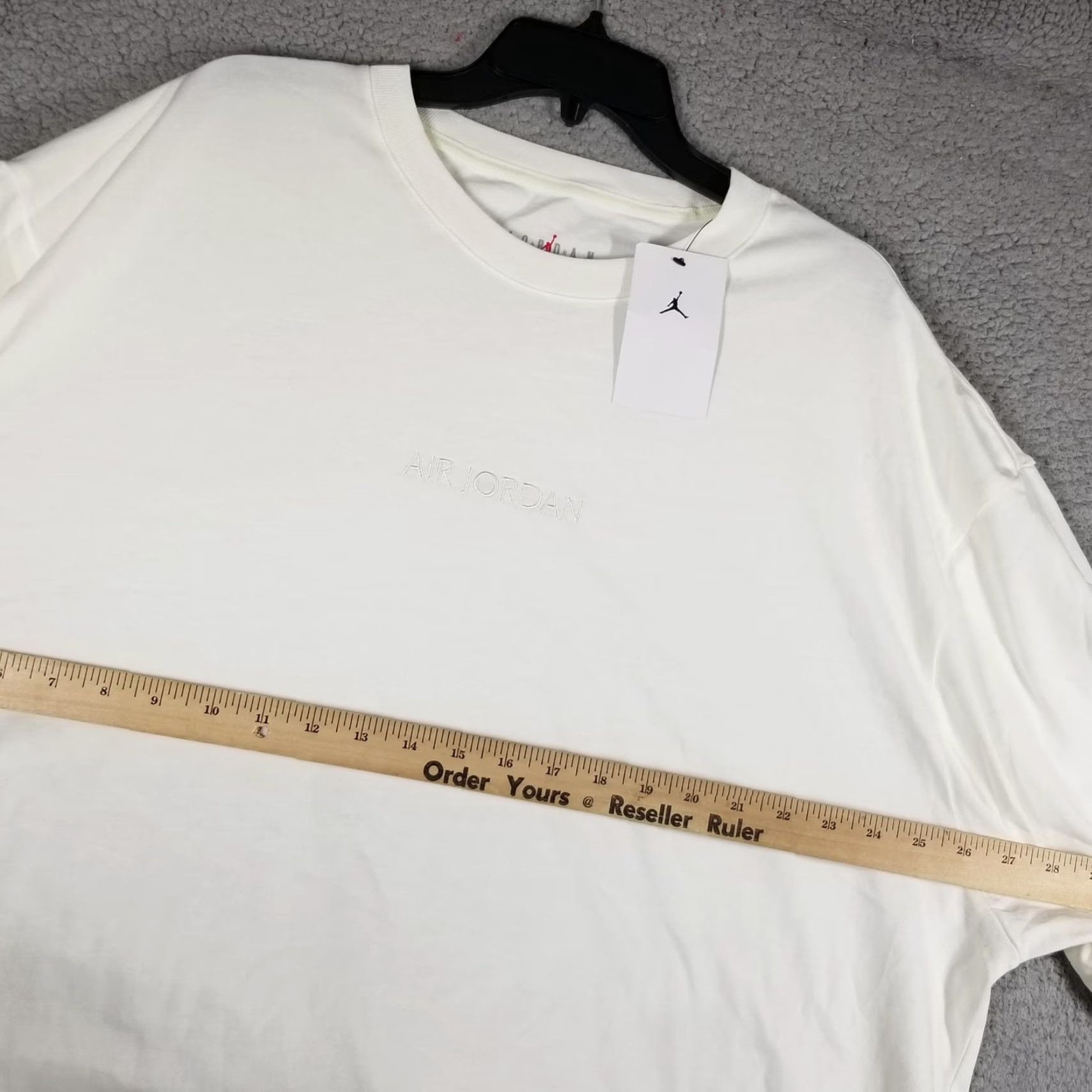 Jordan Brand JORDAN Air Jordan T-Shirt Mens 2XL Ivory Crew Neck Cotton Short Sleeve Logo Size US XXL / EU 58 / 5 - 6 Thumbnail