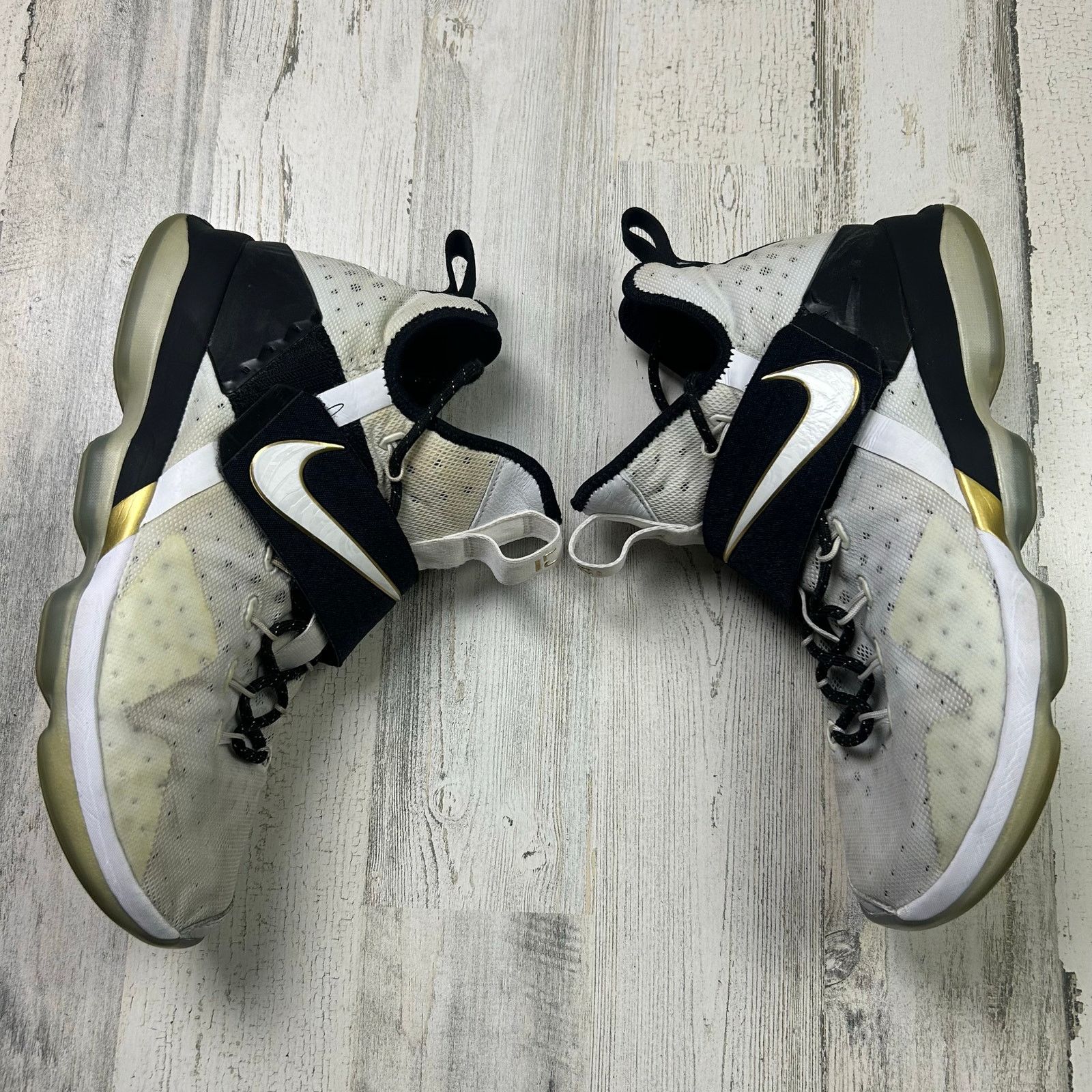 Nike Nike LeBron 14 BHM (2017) Men's - 860634-100 Size 12 Size US 12 / EU 45 - 4 Thumbnail