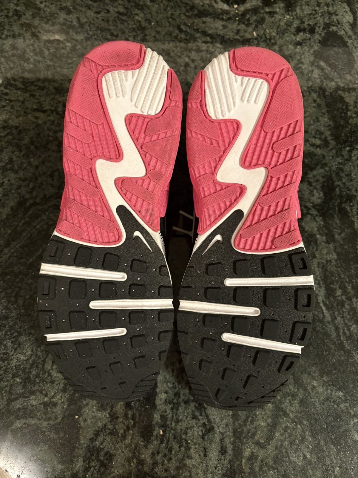 Nike Nike Air Max Excee White/Pink WM Size 9 – Used, No Box Size US 9 / IT 39 - 6 Thumbnail