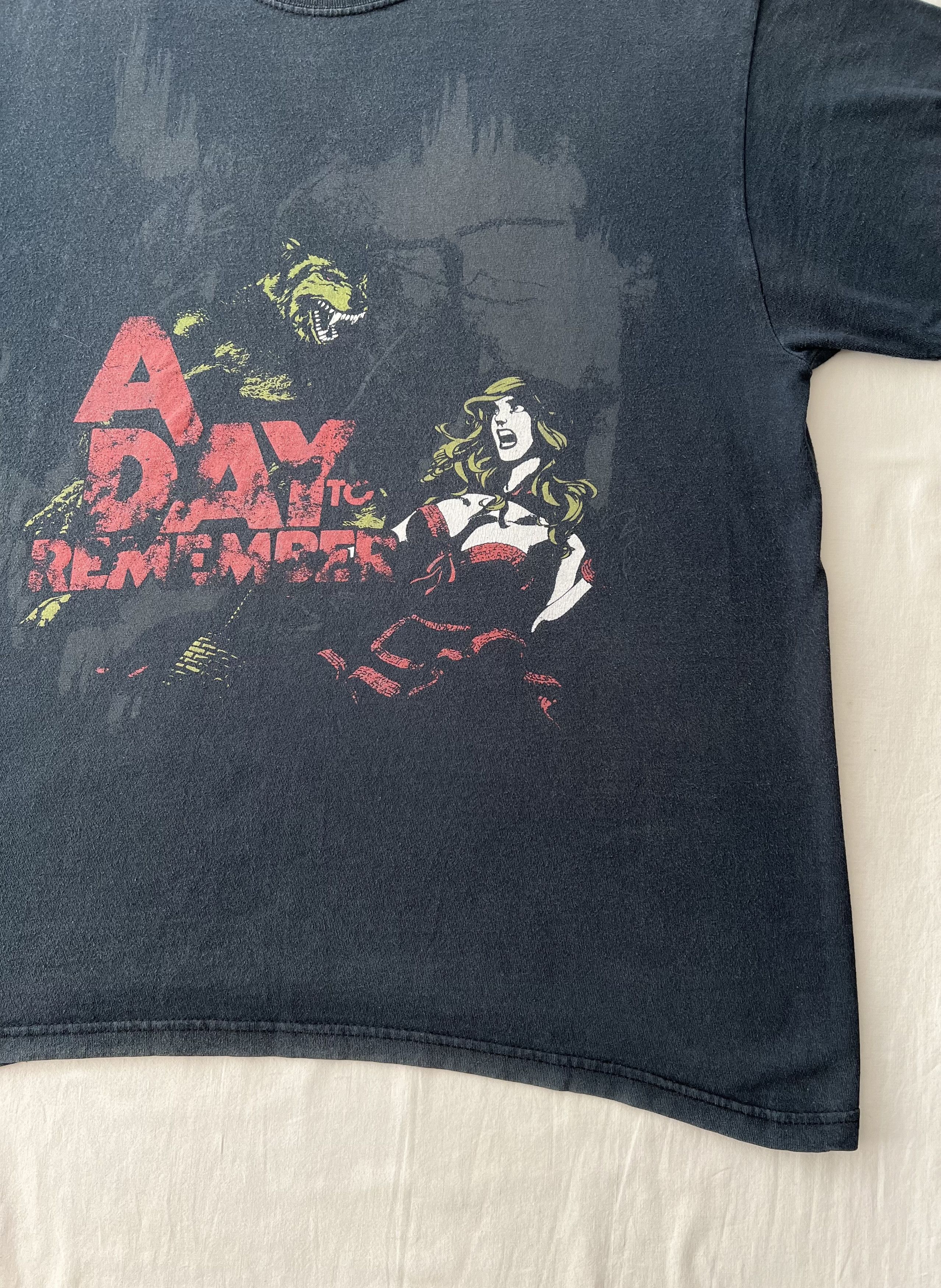 Band Tees Vintage 2000s A Day Remember ADTR Black T-shirt Size US L / EU 52-54 / 3 - 6 Thumbnail