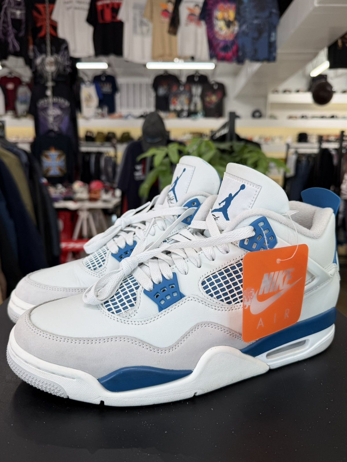 Jordan Brand Air Jordan 4 Military Blue Size 11 (2024) Size US 11 / EU 44 - 1 Thumbnail