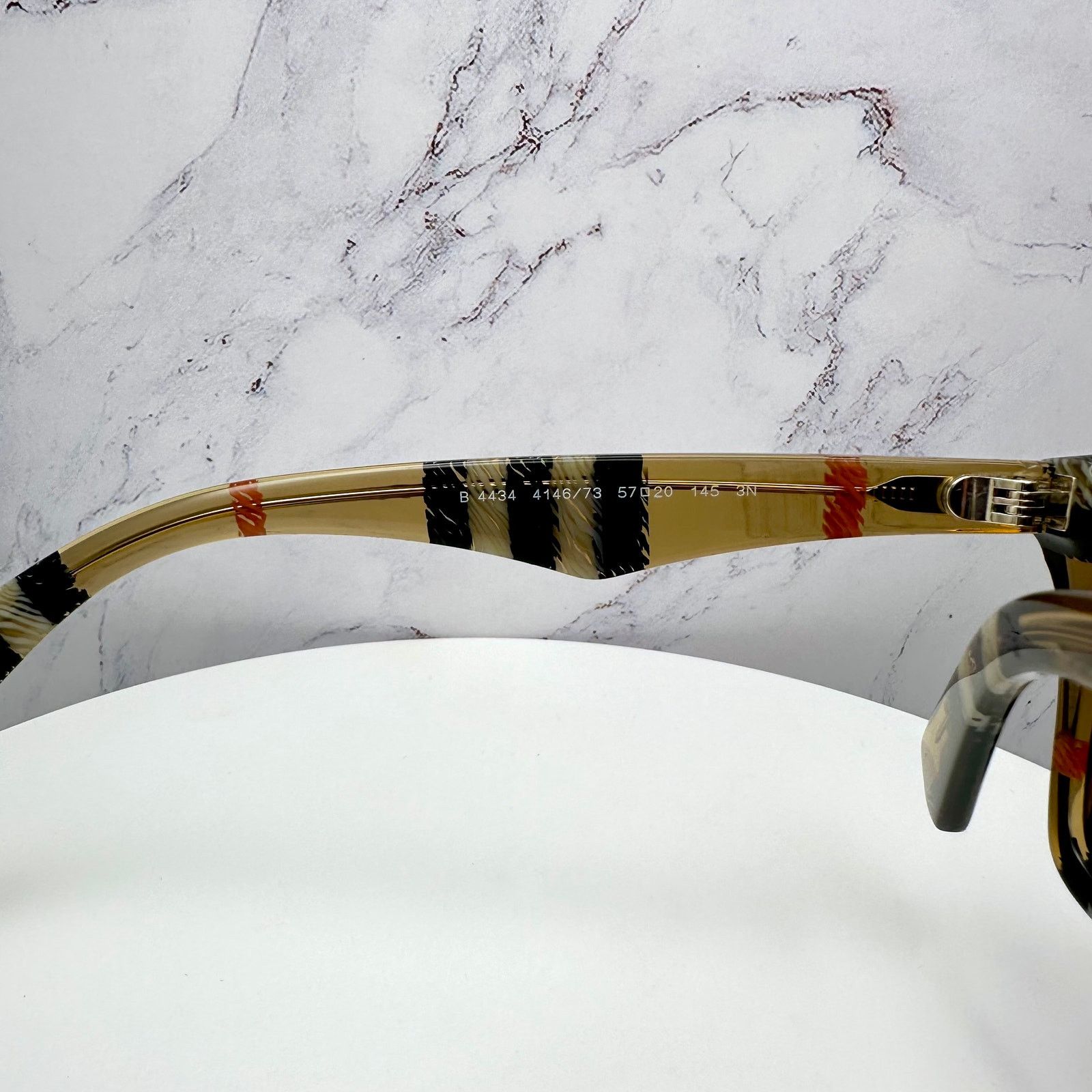 Burberry New Burberry Sunglasses Brown Black Square Classic Check Size ONE SIZE - 7 Thumbnail