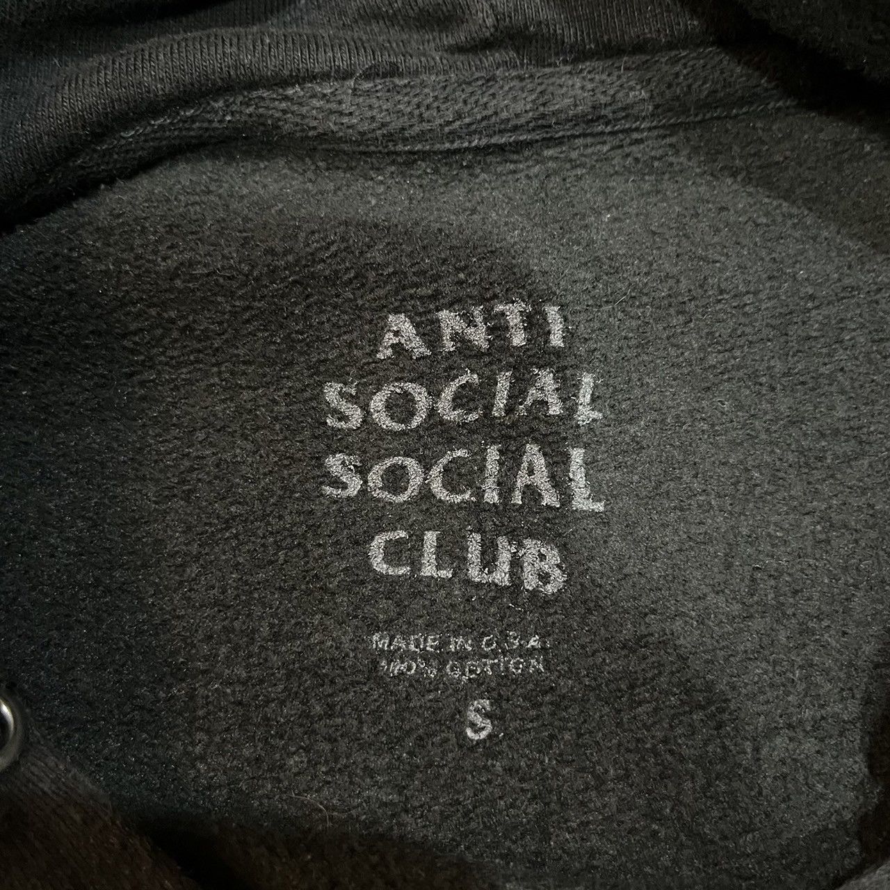 Anti Social Social Club ASSC 'HMU' Smiley Face Yellow on Black Hoodie Sweatshirt Size US S / EU 44-46 / 1 - 6 Thumbnail