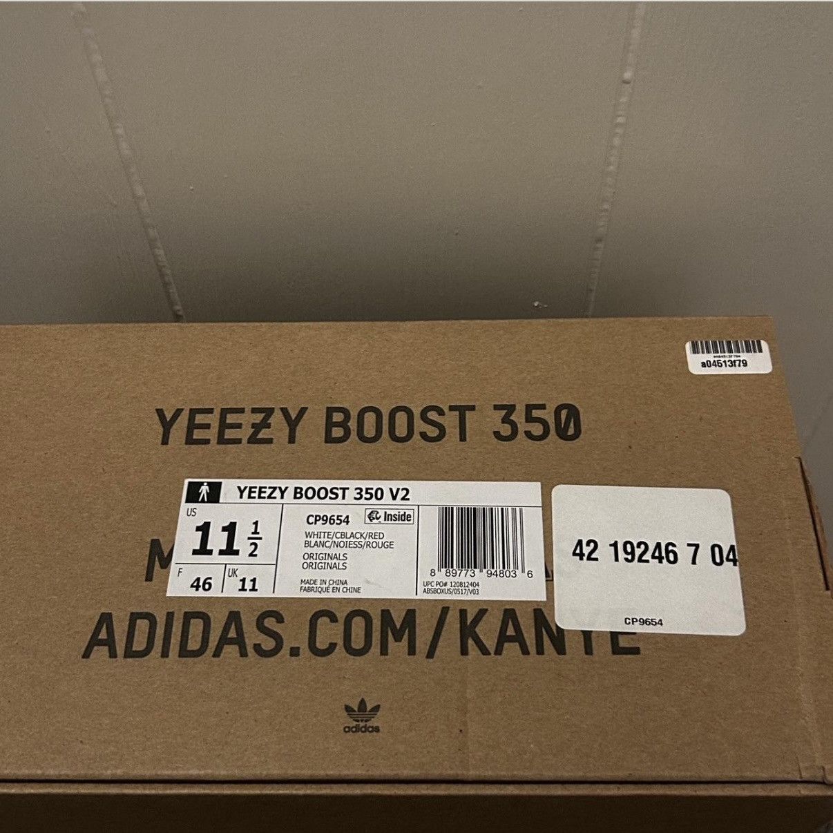 Yeezy Yeezy 350 V2 Zebra - Size 11.5 Size US 11.5 / EU 44-45 - 7 Thumbnail